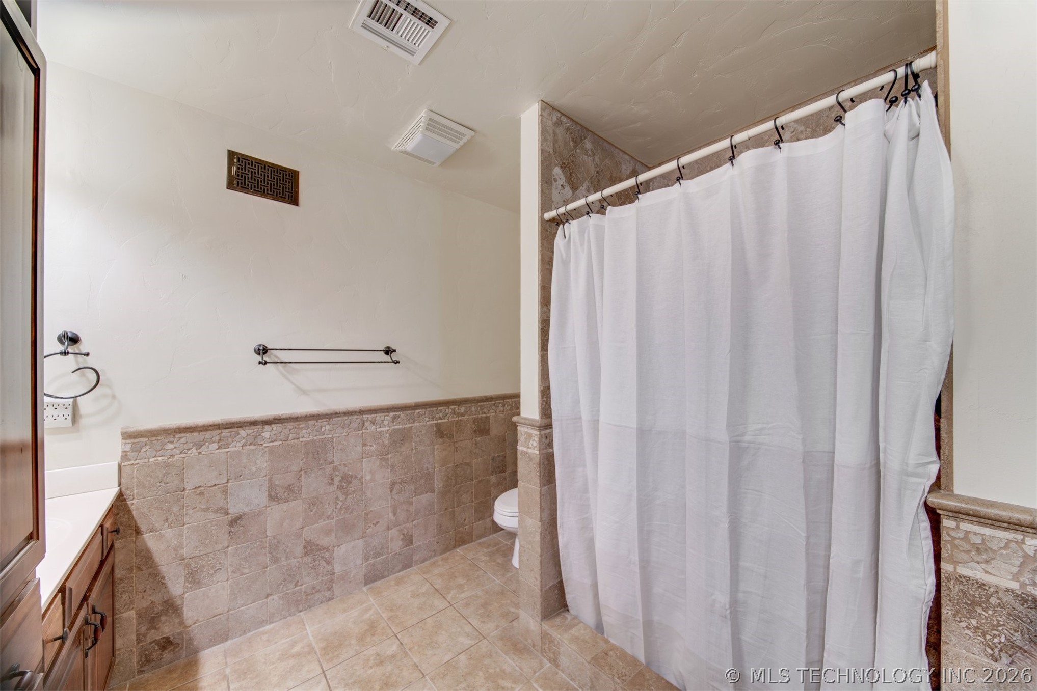 740 Maplebrook Lane Property Photo 33