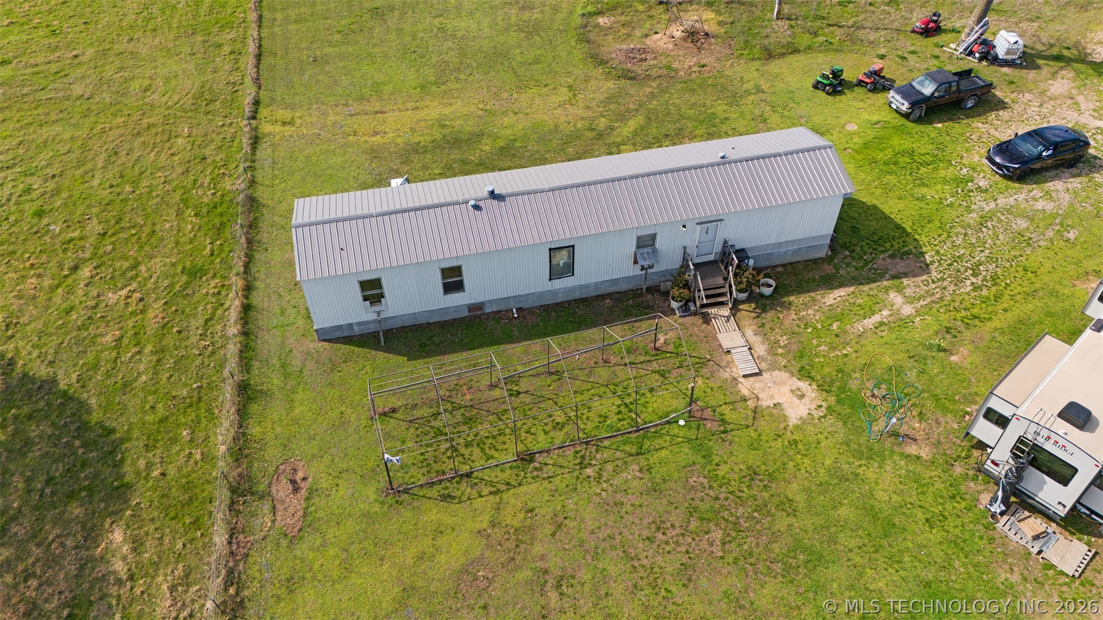 50865 State Highway 59 Property Photo 11