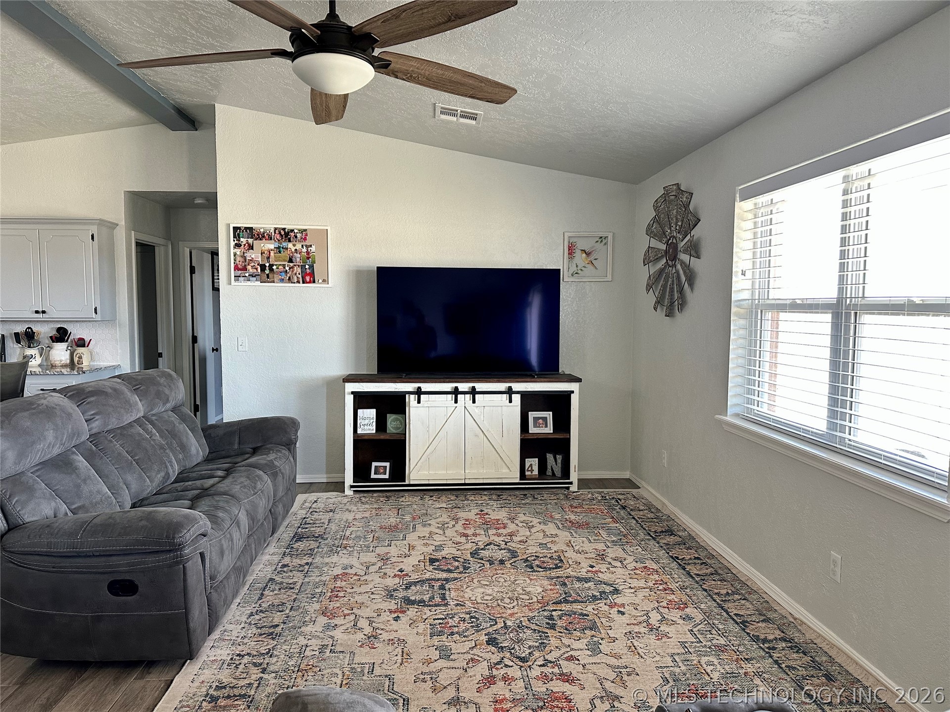 6455 Watson Property Photo 2