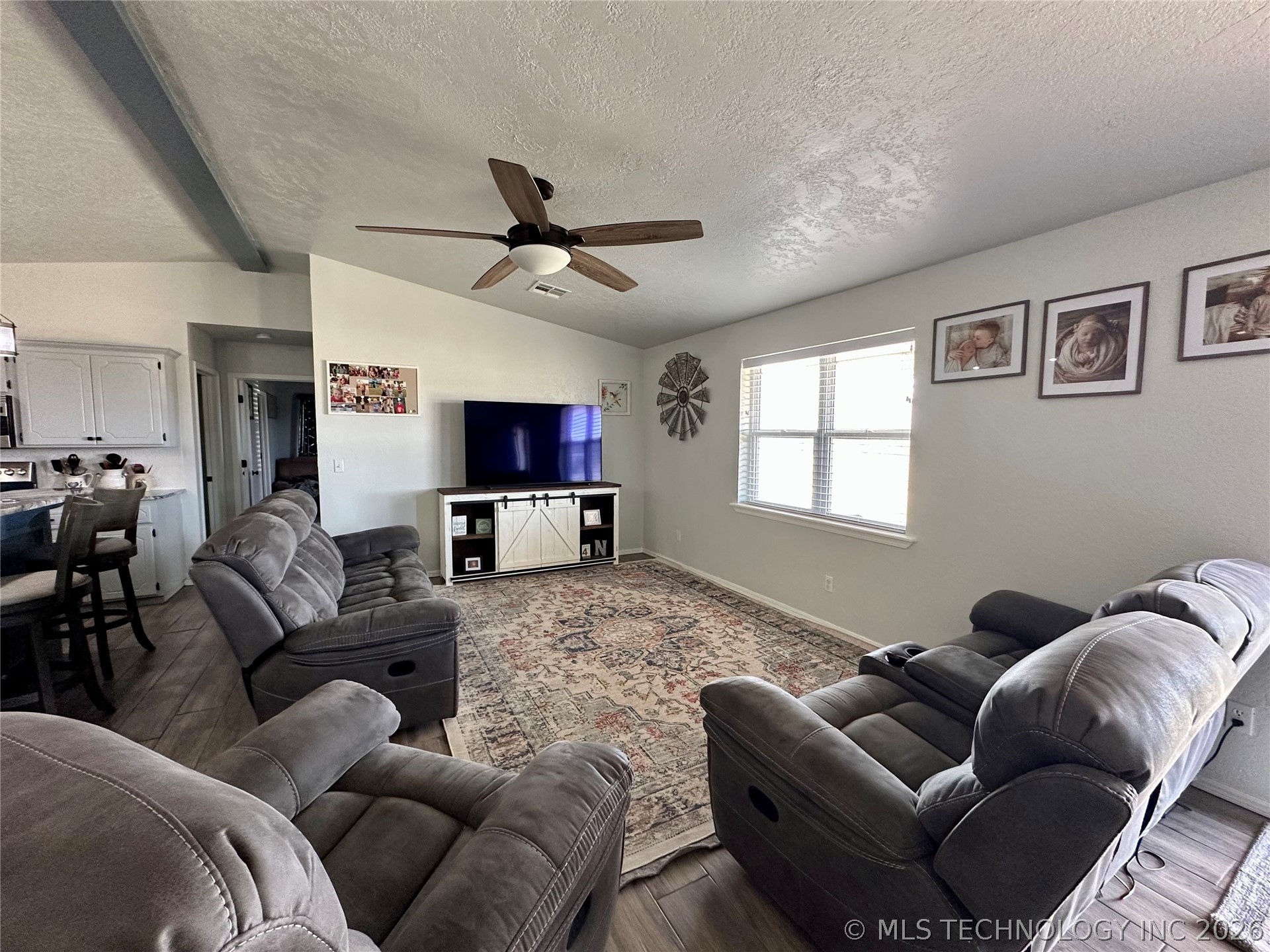6455 Watson Property Photo 4