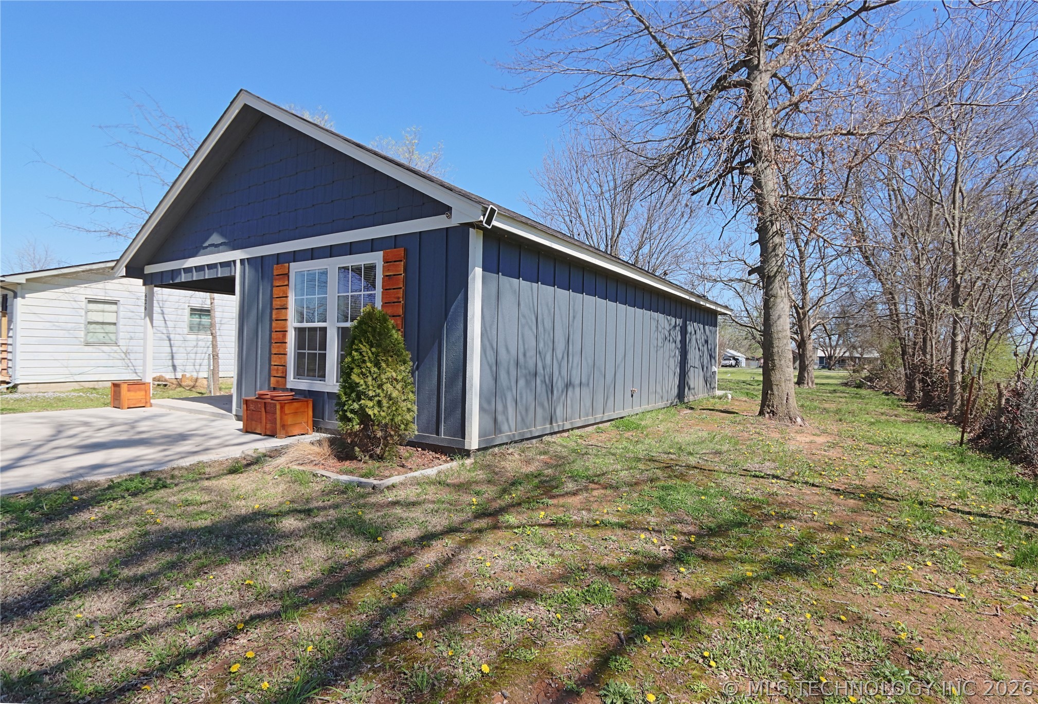 626 S Chickasaw Avenue Property Photo 18