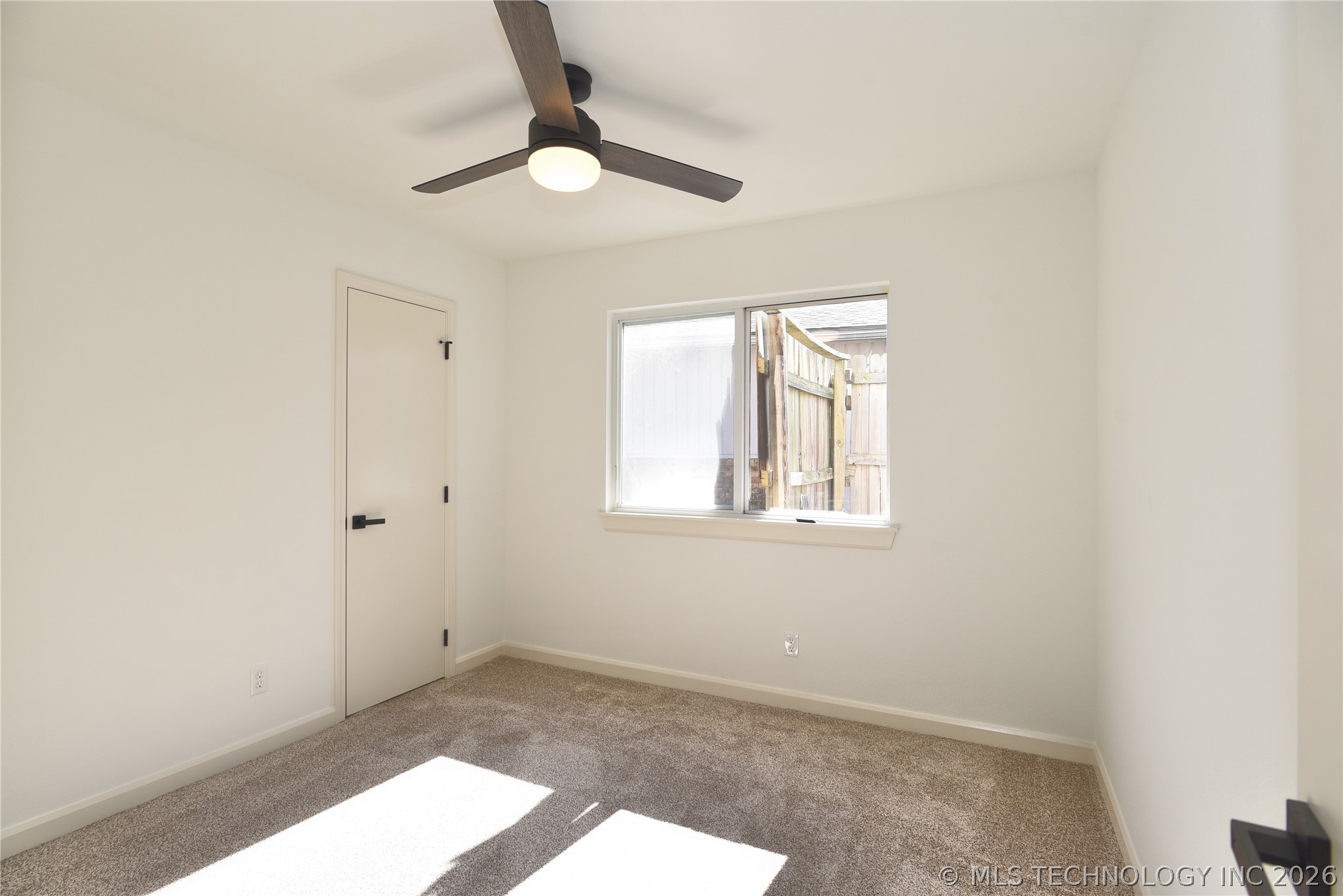 2419 Driftwood Drive Property Photo 16