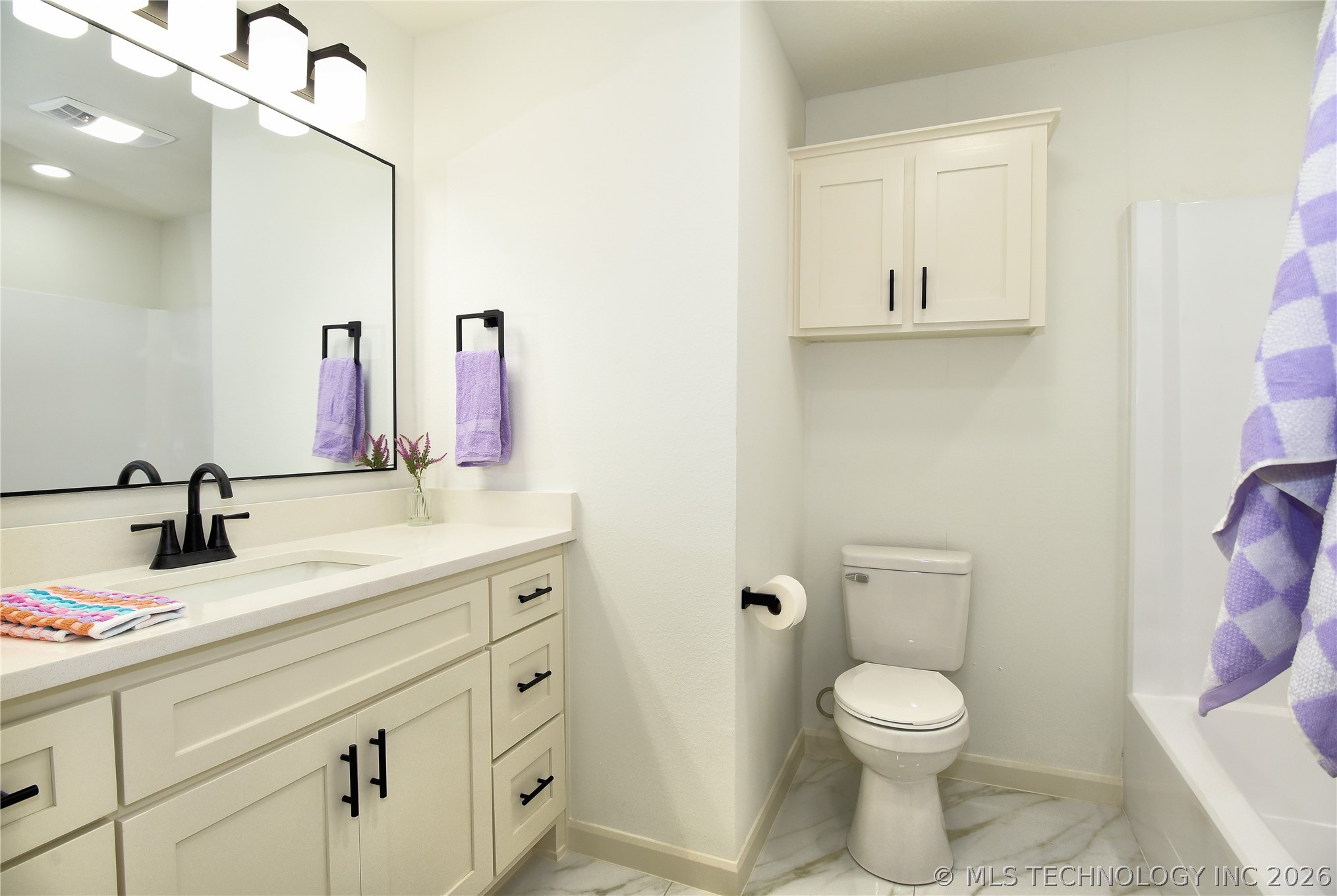 2419 Driftwood Drive Property Photo 18