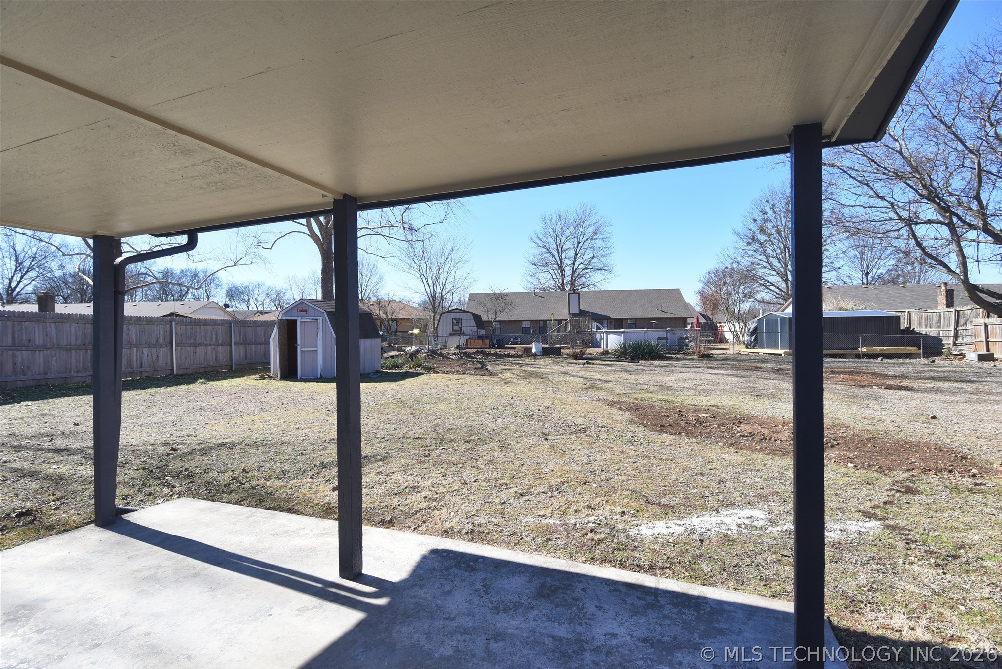 2419 Driftwood Drive Property Photo 19