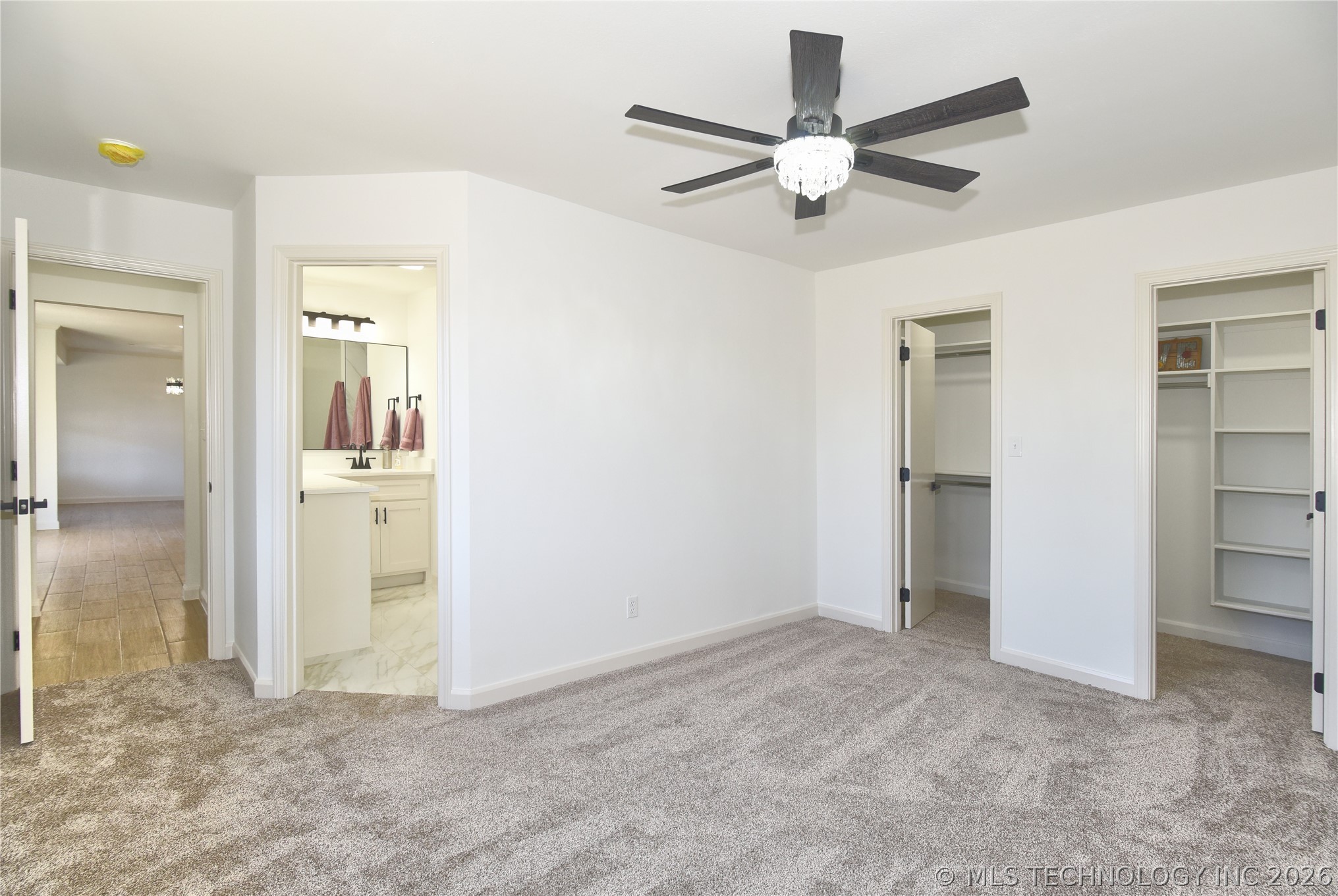 2419 Driftwood Drive Property Photo 28