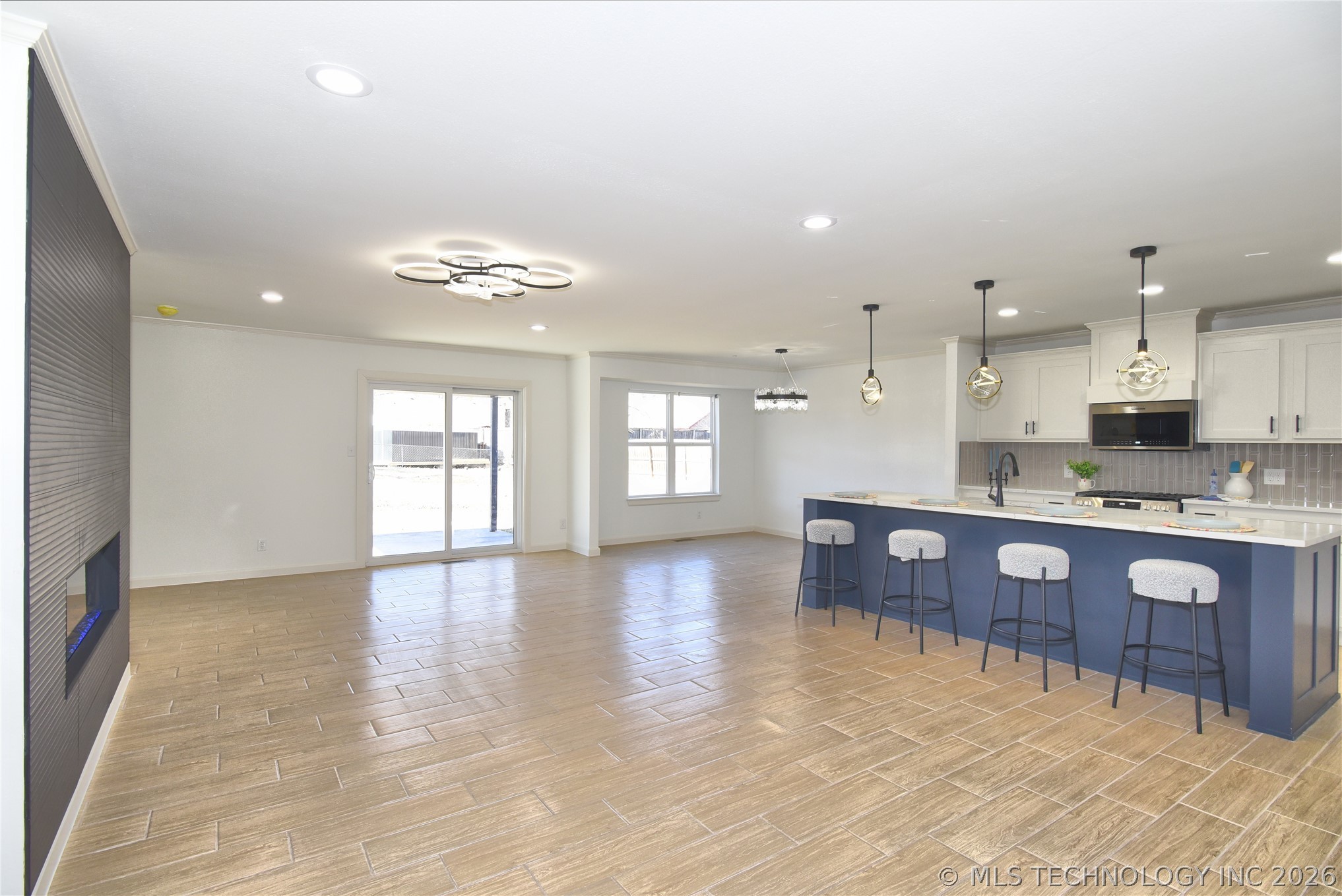 2419 Driftwood Drive Property Photo 33