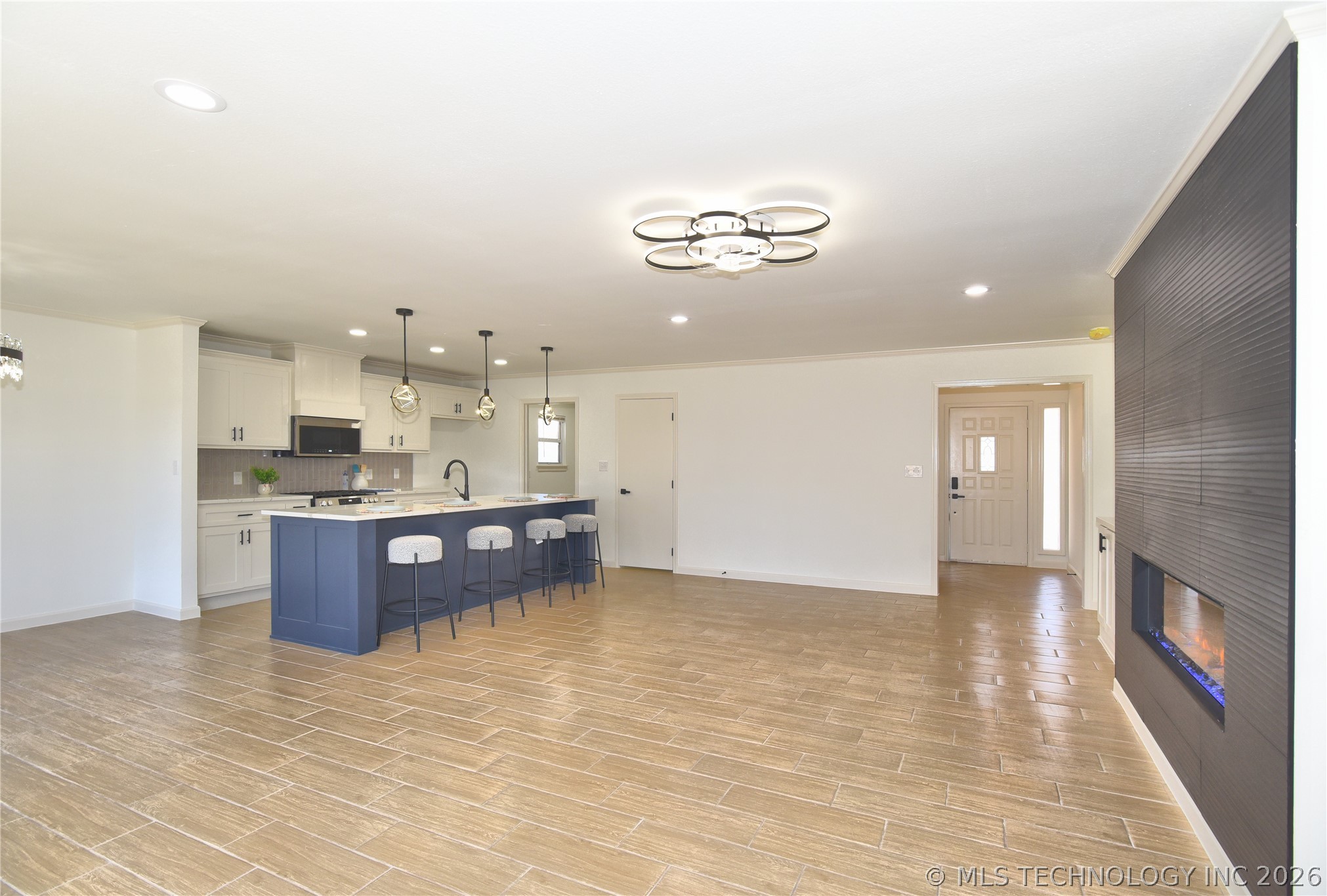 2419 Driftwood Drive Property Photo 34