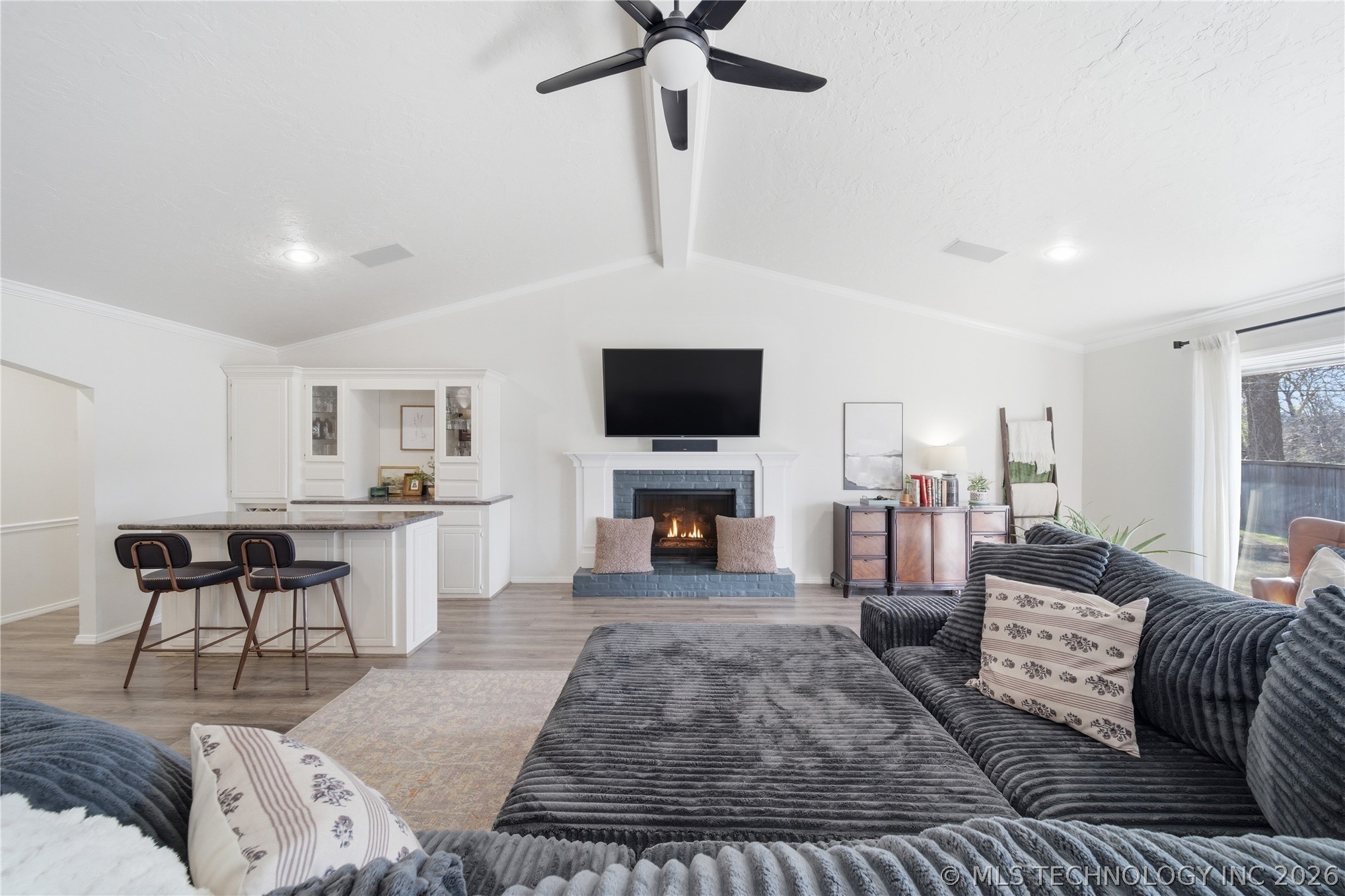 7404 S Indianapolis Avenue Property Photo 12
