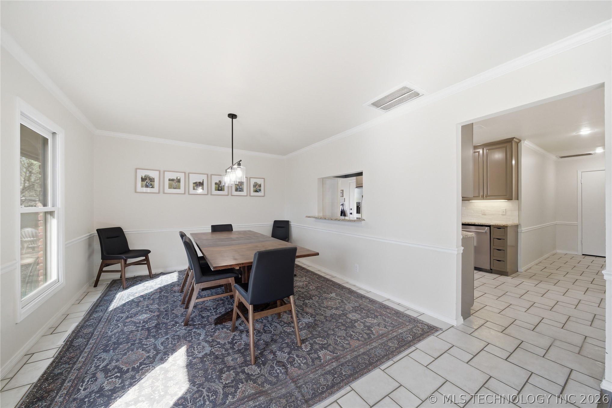 7404 S Indianapolis Avenue Property Photo 15