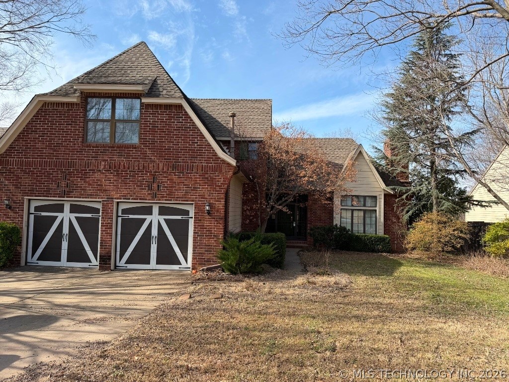 8920 S College Place Property Photo 2