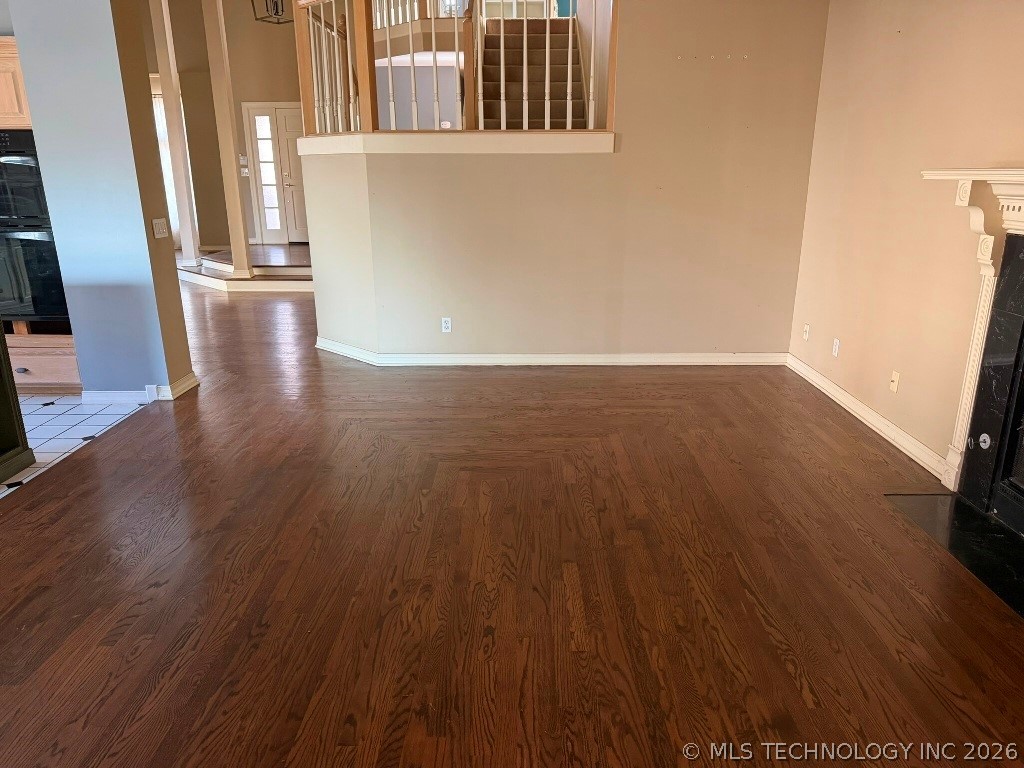 8920 S College Place Property Photo 9
