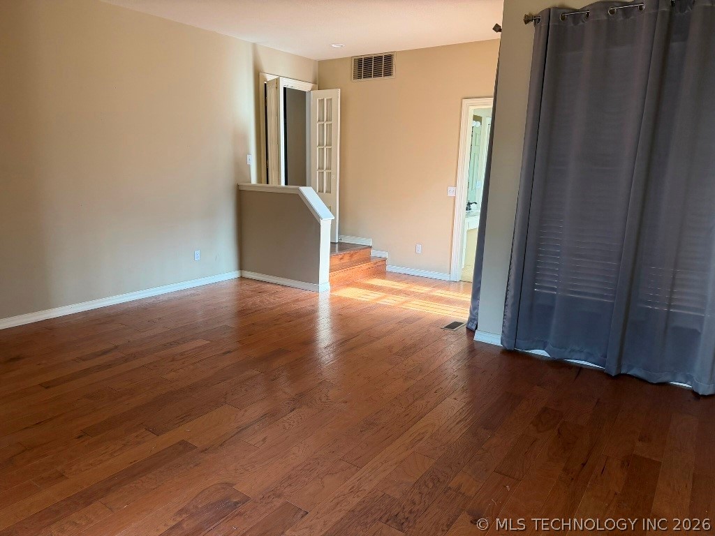8920 S College Place Property Photo 16