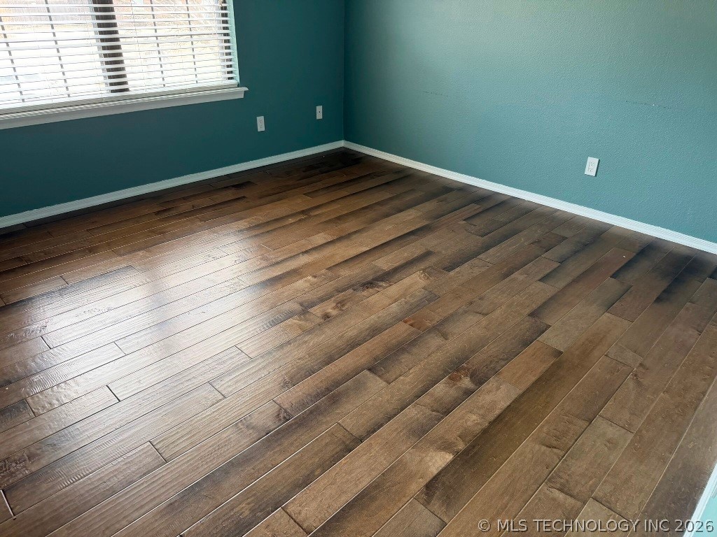 8920 S College Place Property Photo 33