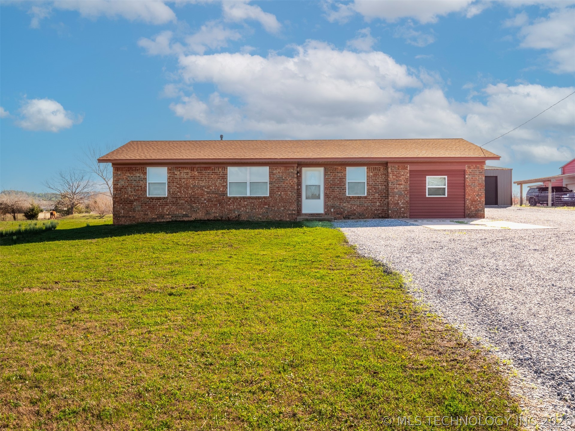 2094 Hartshorne Adamson Road Property Photo 1