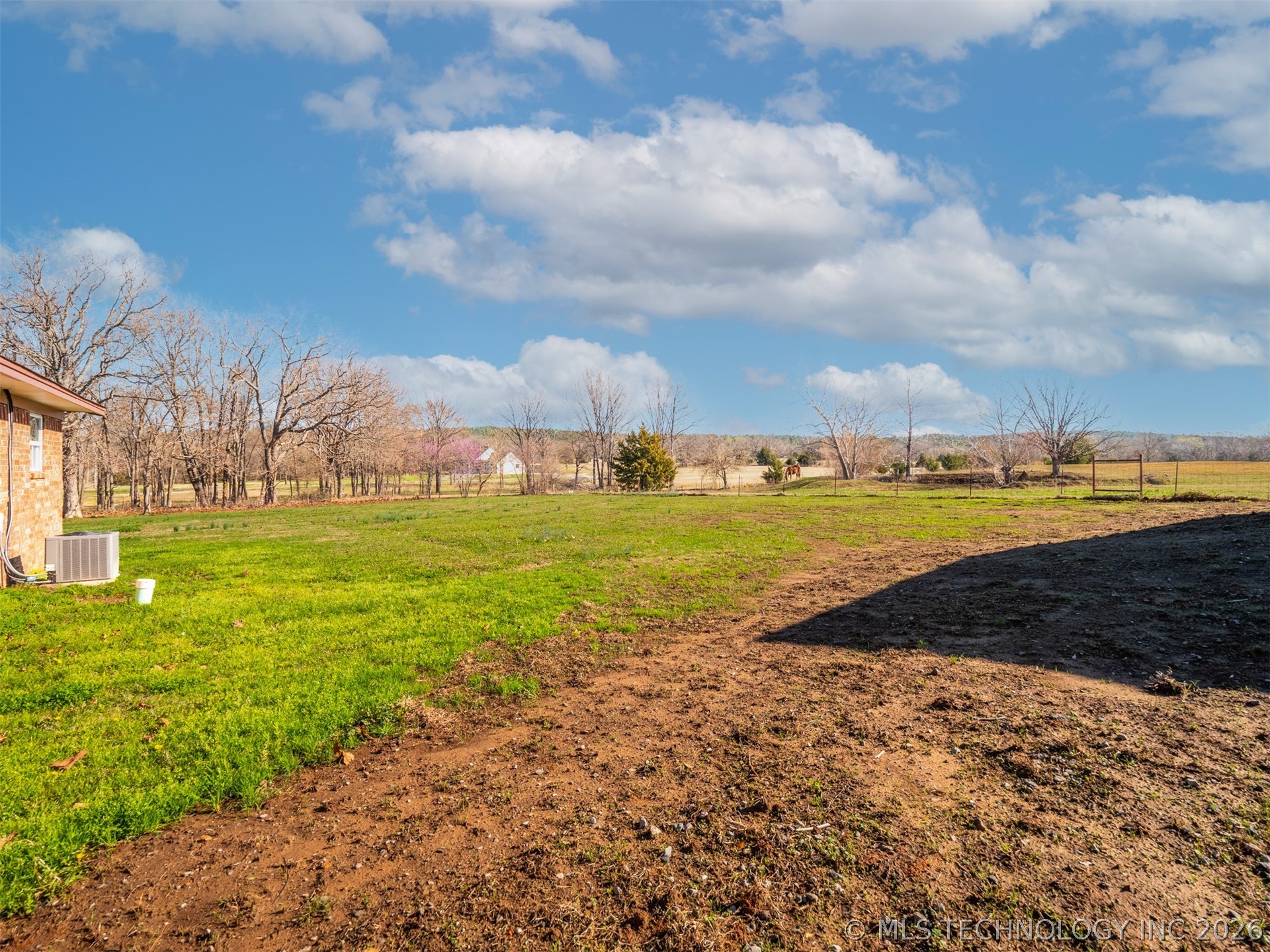 2094 Hartshorne Adamson Road Property Photo 9
