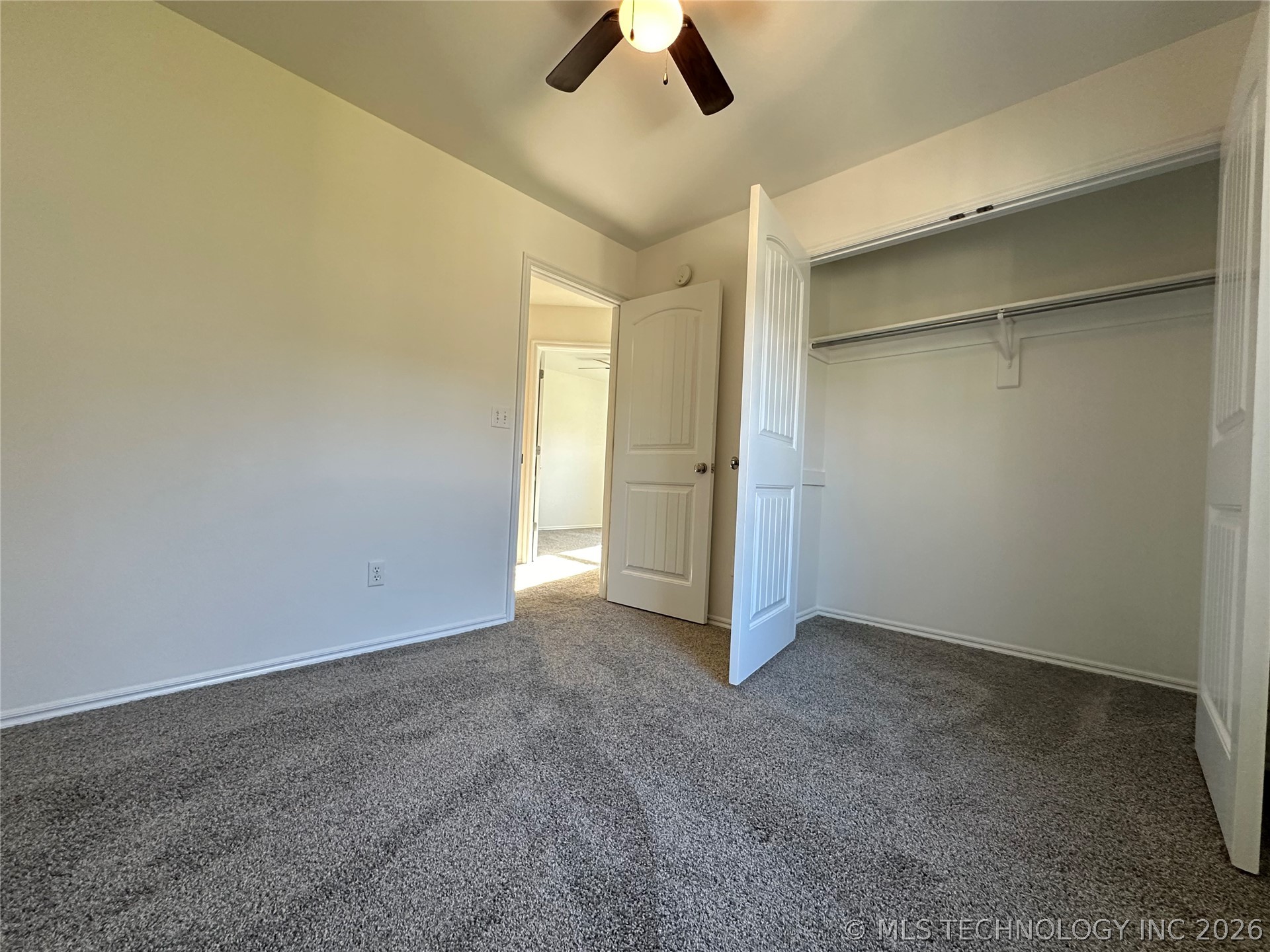 623 N Division Street Property Photo 12