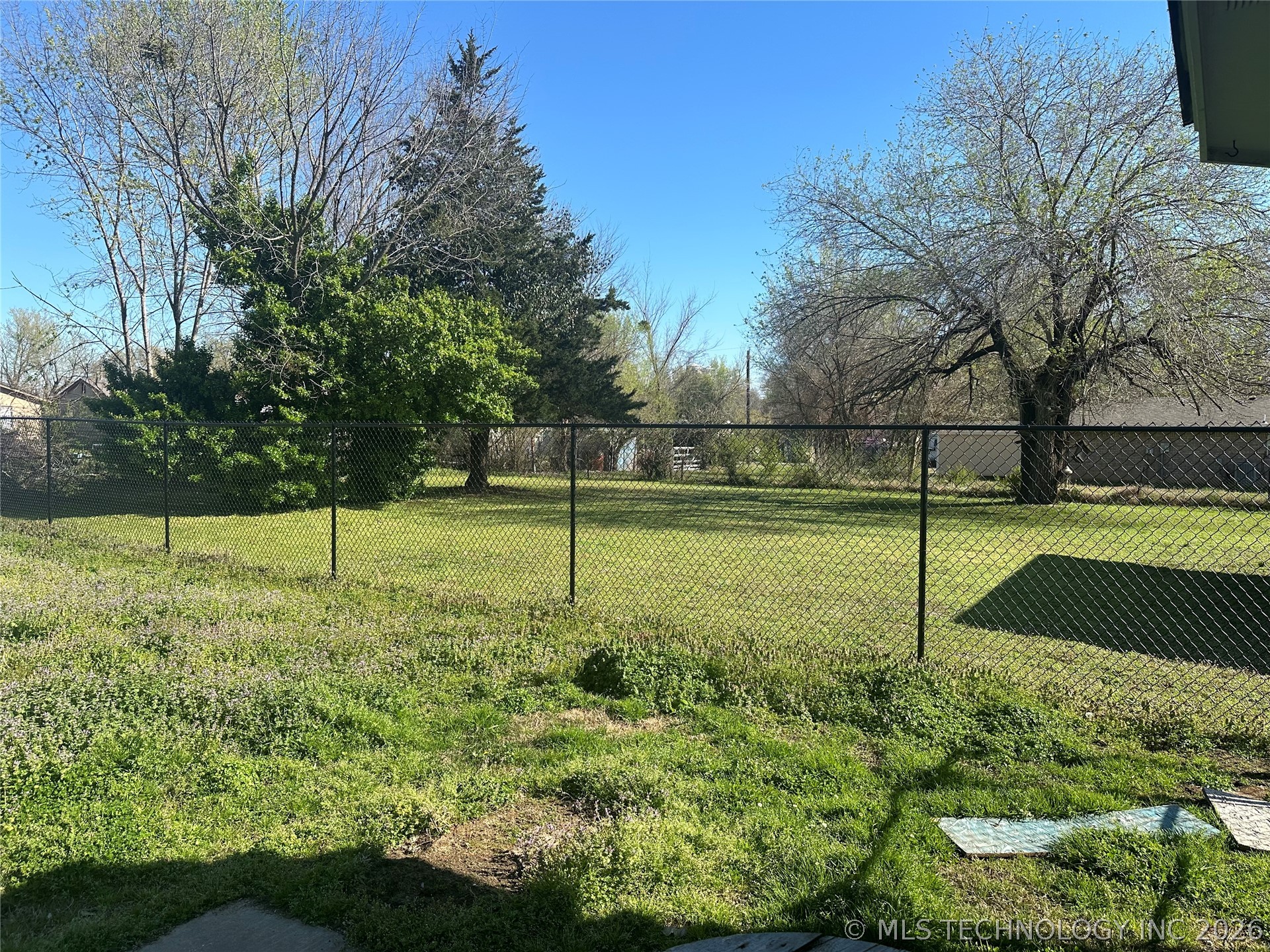 623 N Division Street Property Photo 22