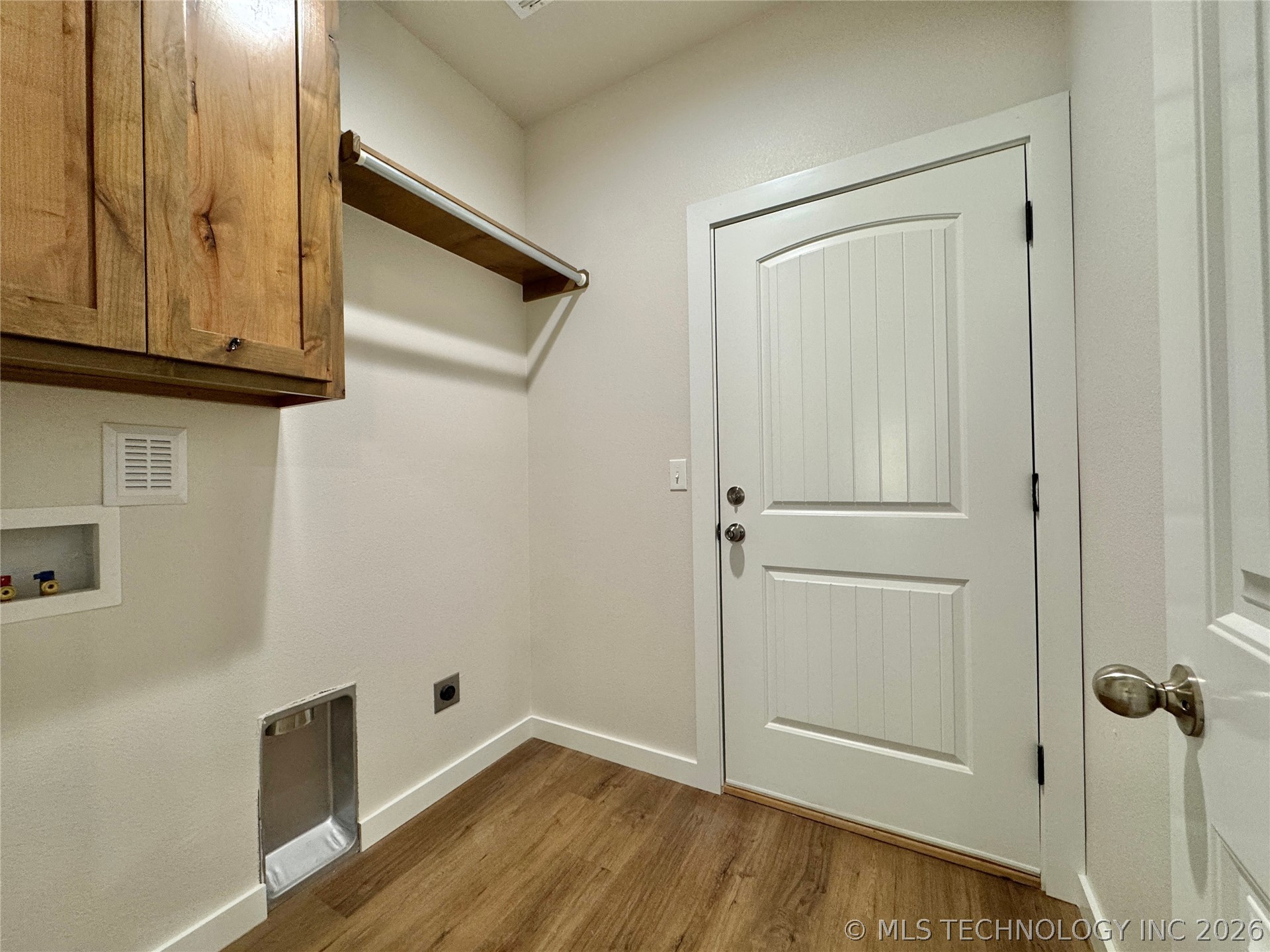824 E Harlan Drive Property Photo 17