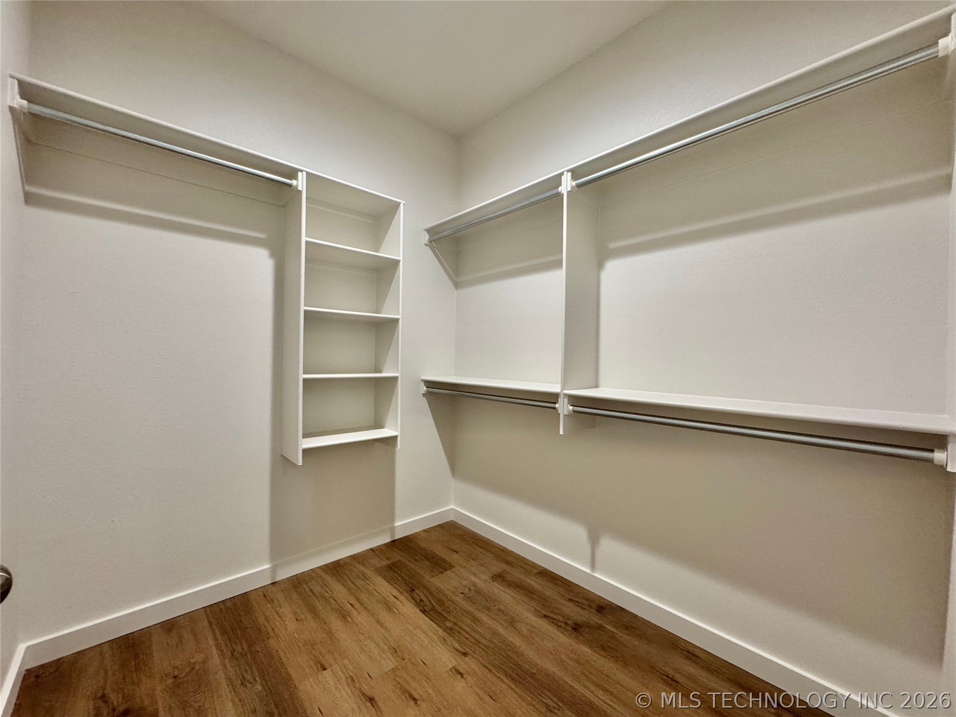 824 E Harlan Drive Property Photo 22