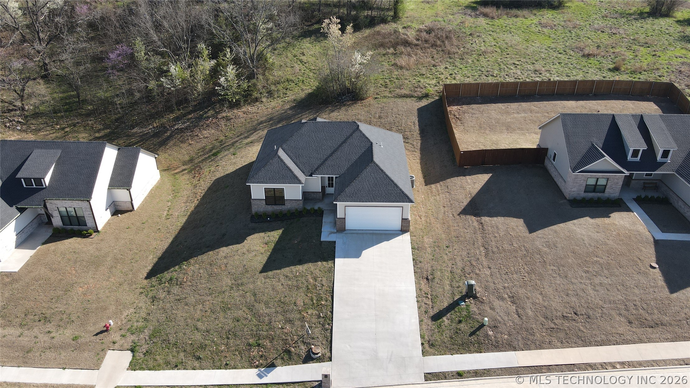 824 E Harlan Drive Property Photo 30