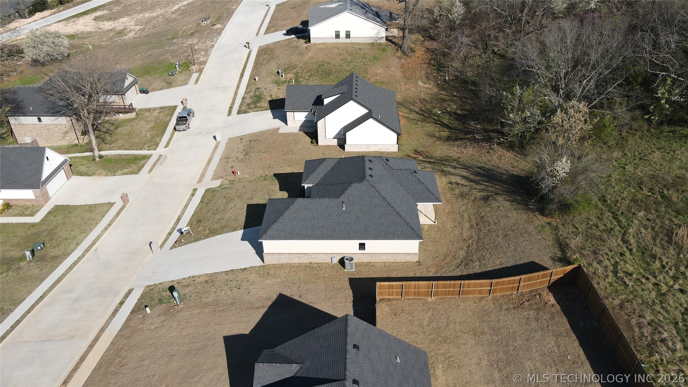 824 E Harlan Drive Property Photo 34