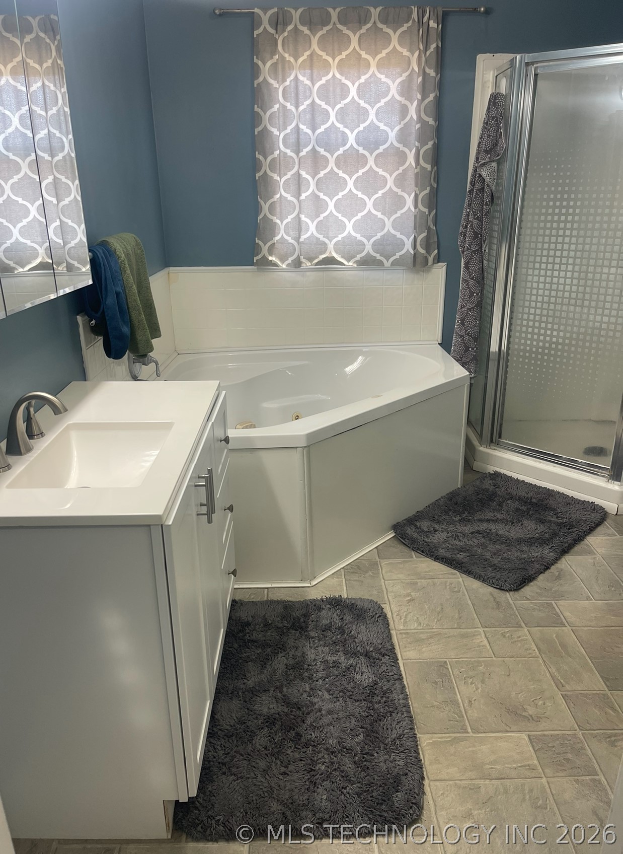 205 W Kaw Avenue Property Photo 11