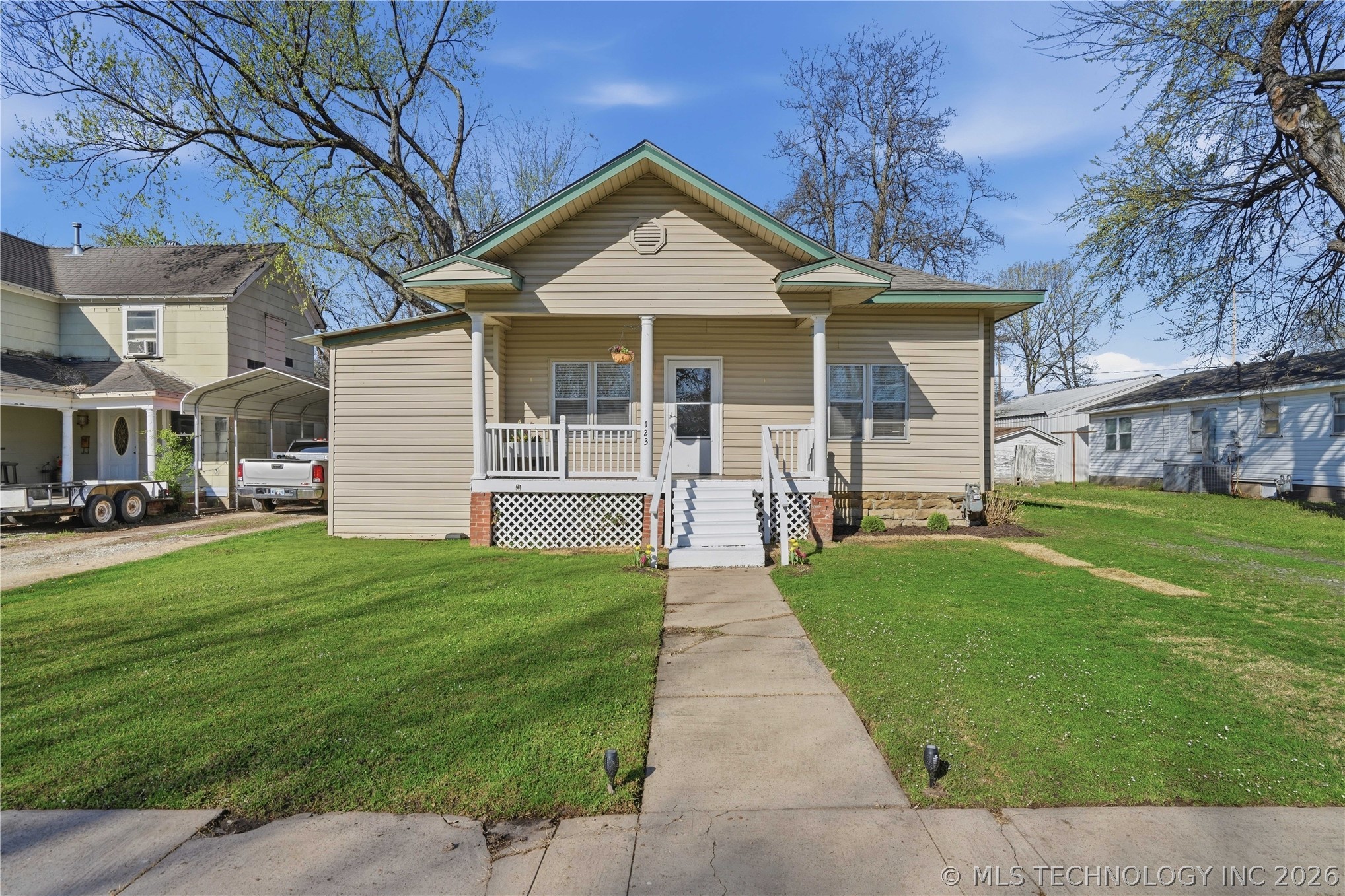 123 N S Street Property Photo 34
