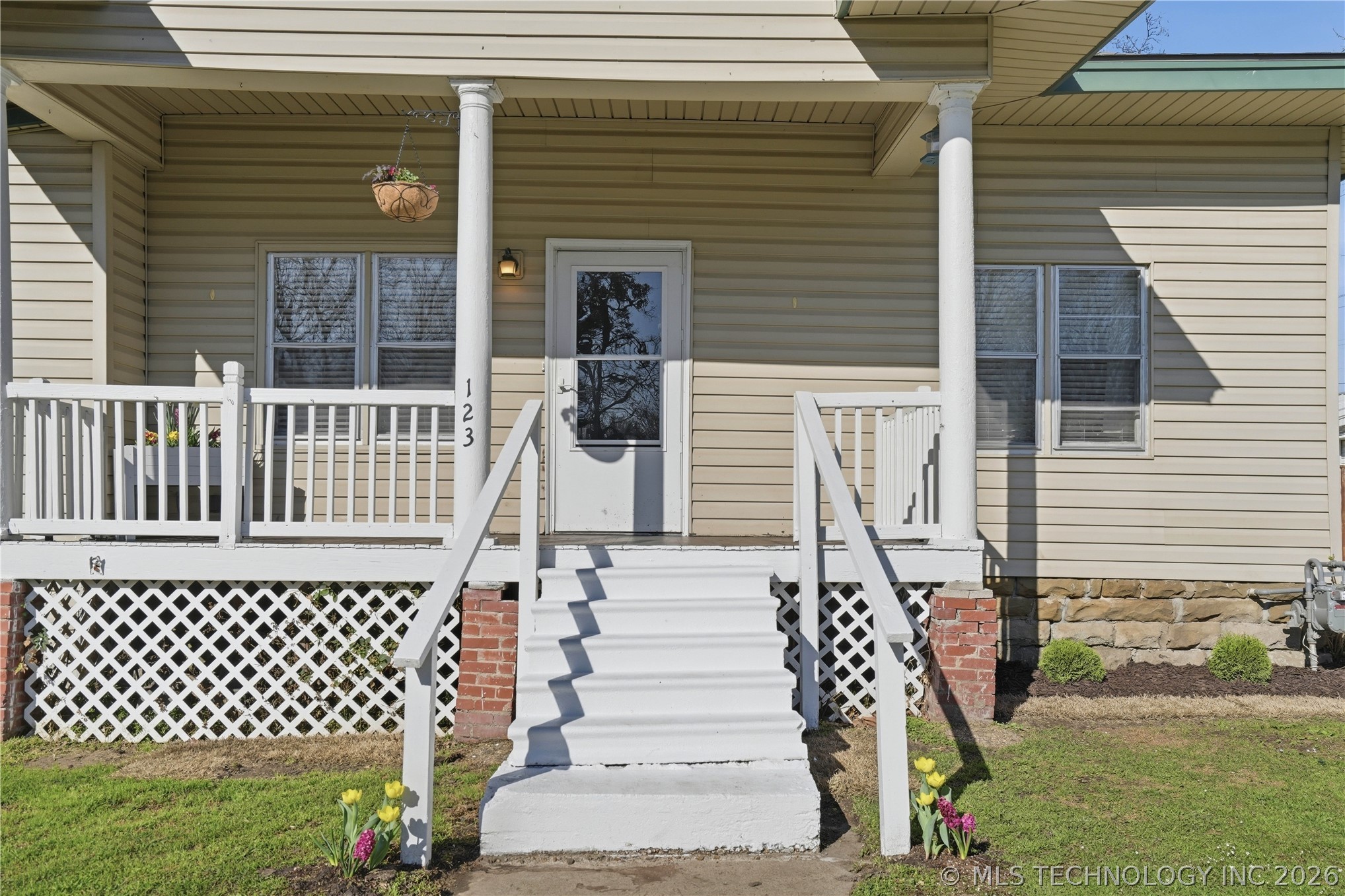 123 N S Street Property Photo 35