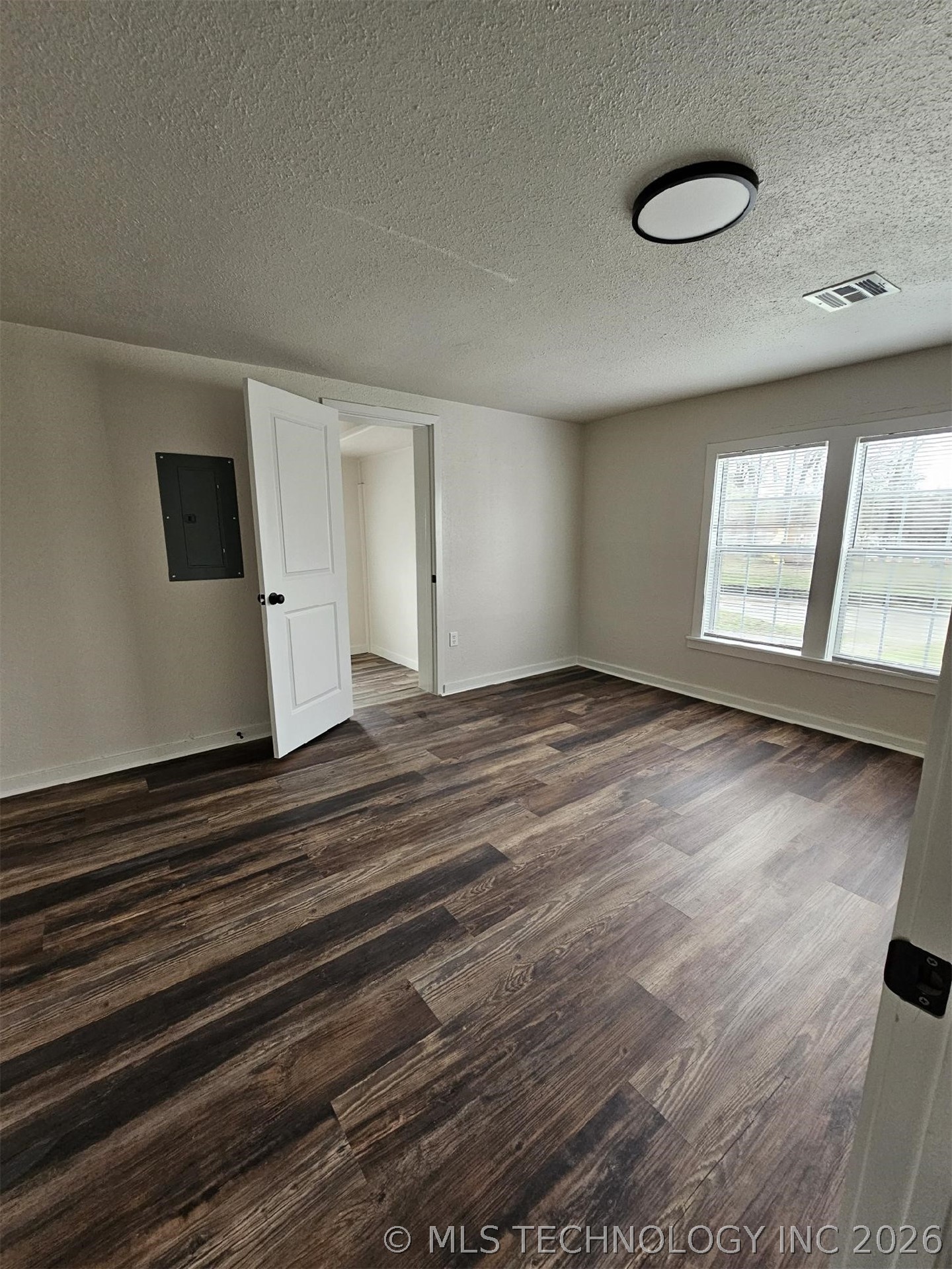 308 First Street Property Photo 2