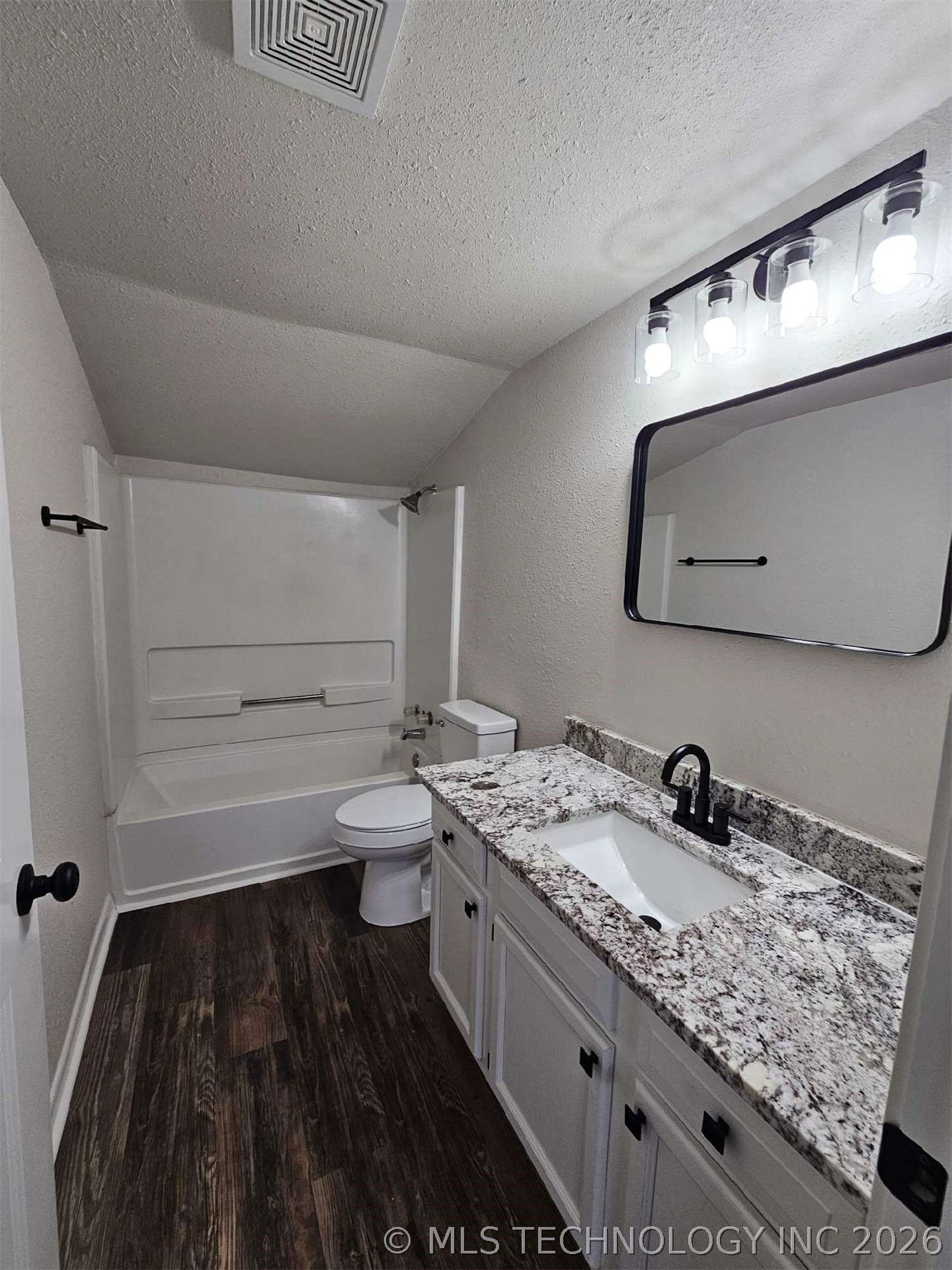 308 First Street Property Photo 6