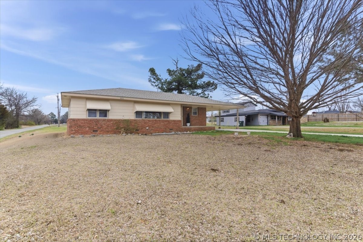 902 S Lake Road Property Photo 3