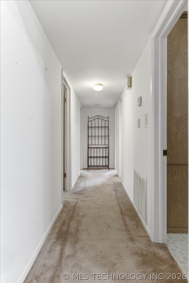 902 S Lake Road Property Photo 10