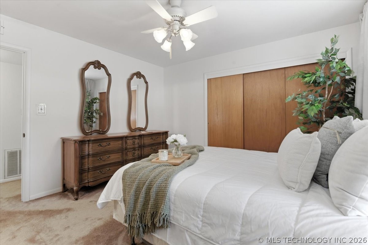 902 S Lake Road Property Photo 15