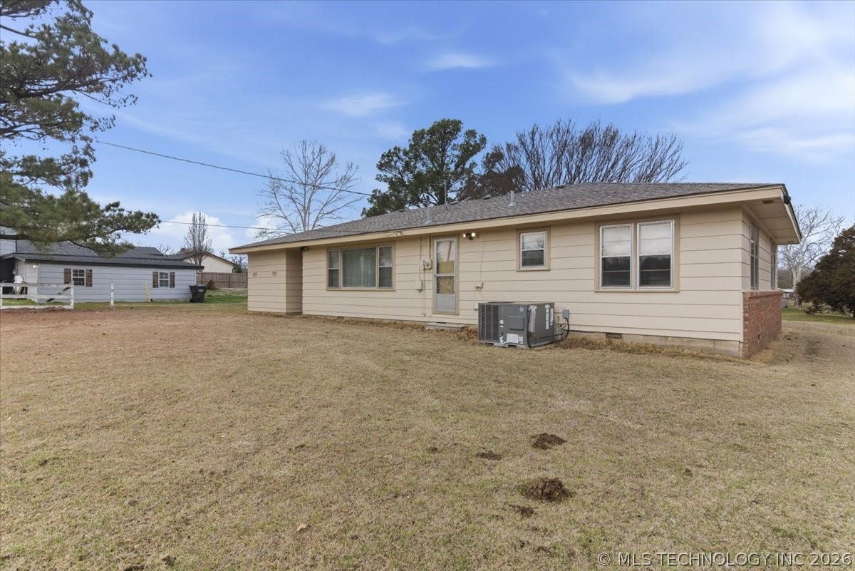 902 S Lake Road Property Photo 24