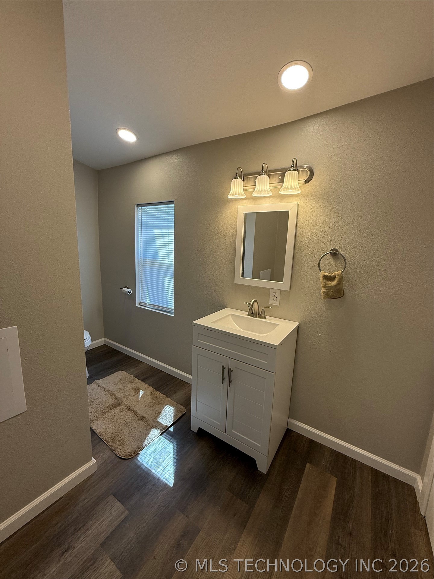 1012 N H Property Photo 20