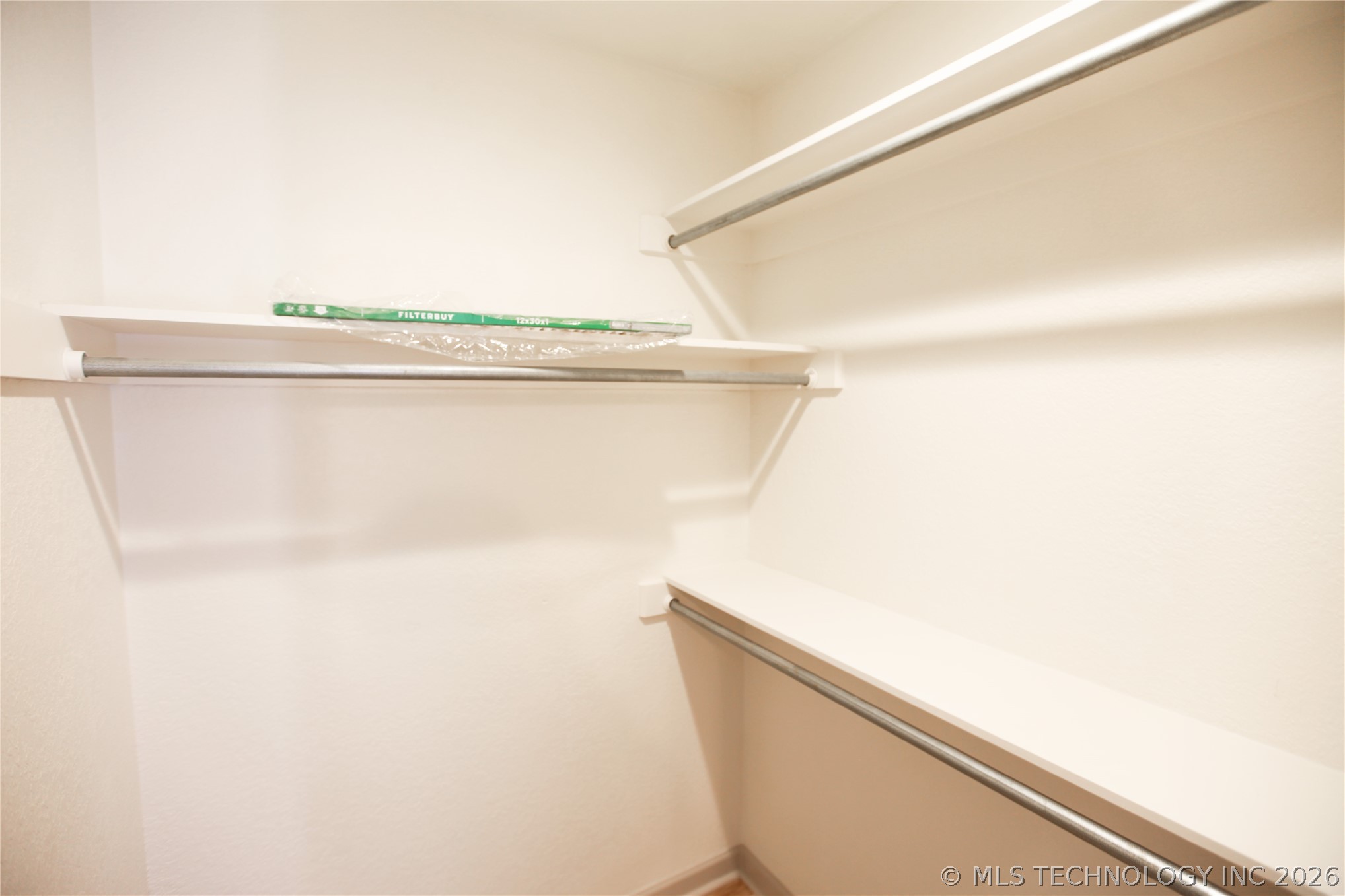 104 W Boston Street Property Photo 22