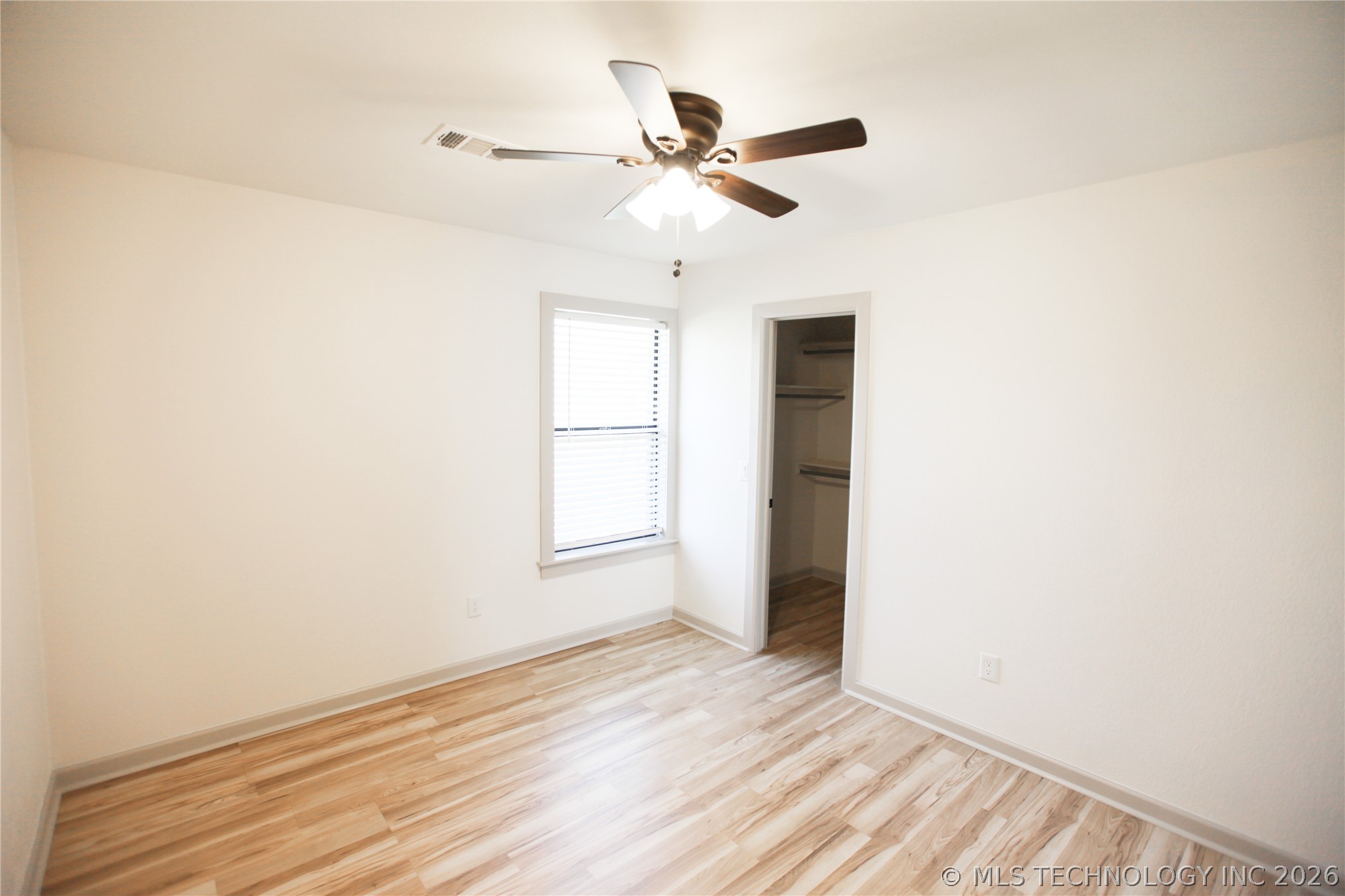 104 W Boston Street Property Photo 24