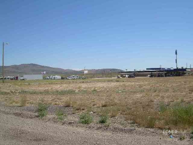 9 Easy Street Property Photo 6