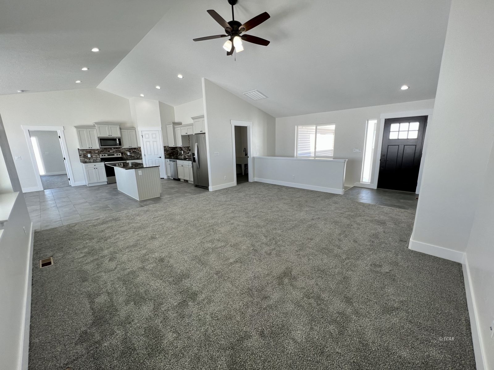 1259 Amber Way Property Photo 3