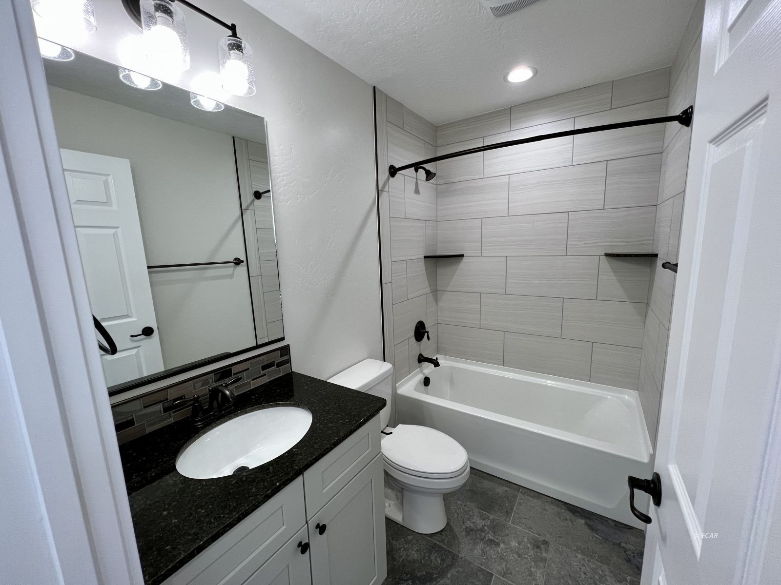 1259 Amber Way Property Photo 14