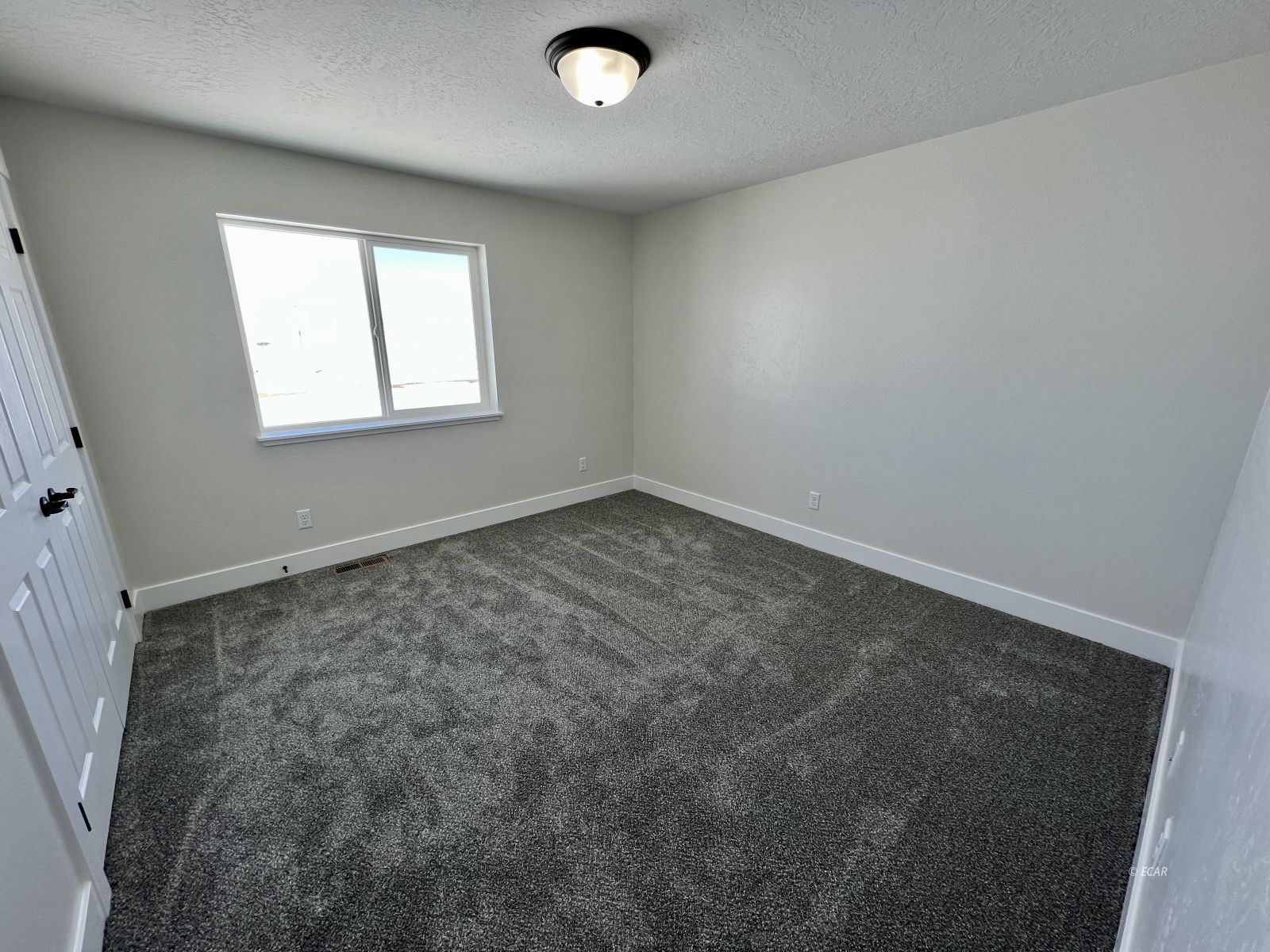 1259 Amber Way Property Photo 16