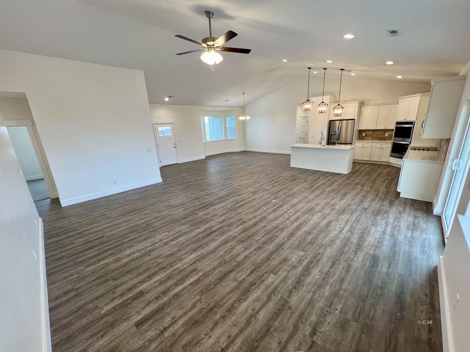 742 Wolcott Drive Property Photo 3
