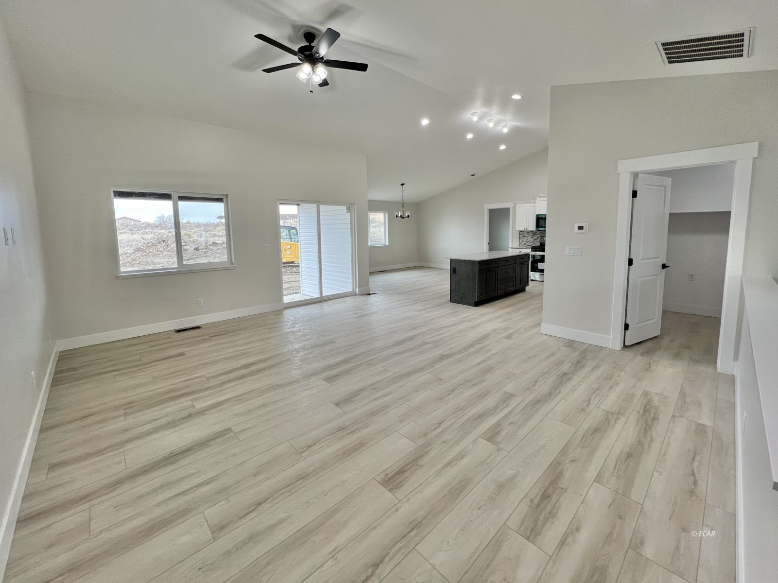 742 Wolcott Drive Property Photo 4