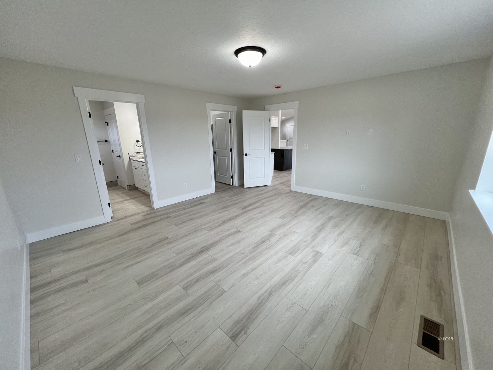 742 Wolcott Drive Property Photo 12