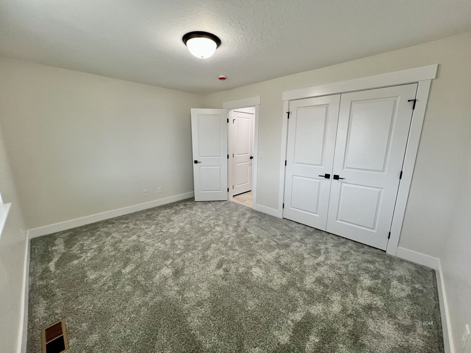 742 Wolcott Drive Property Photo 20