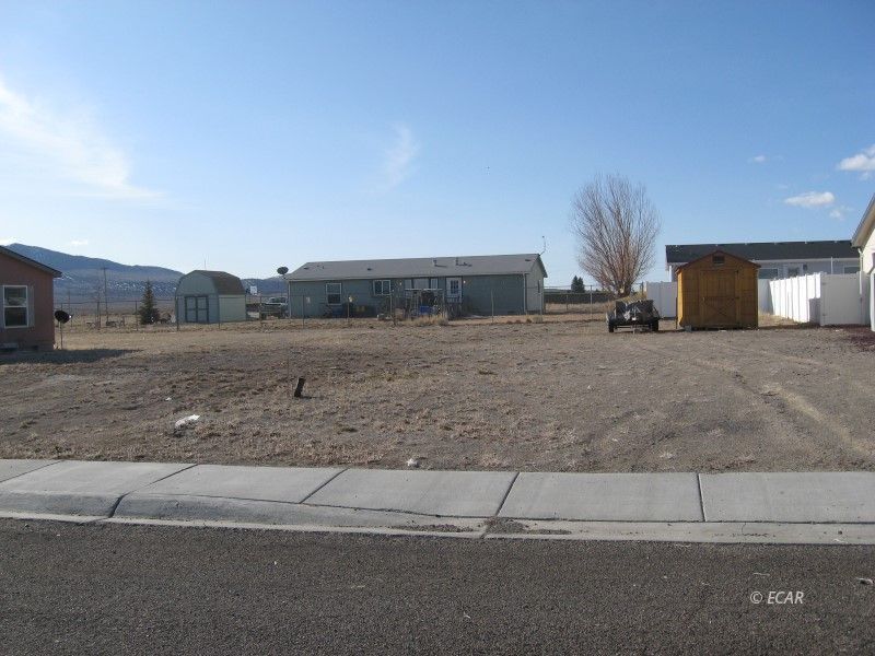 828 Hogan Street Property Photo