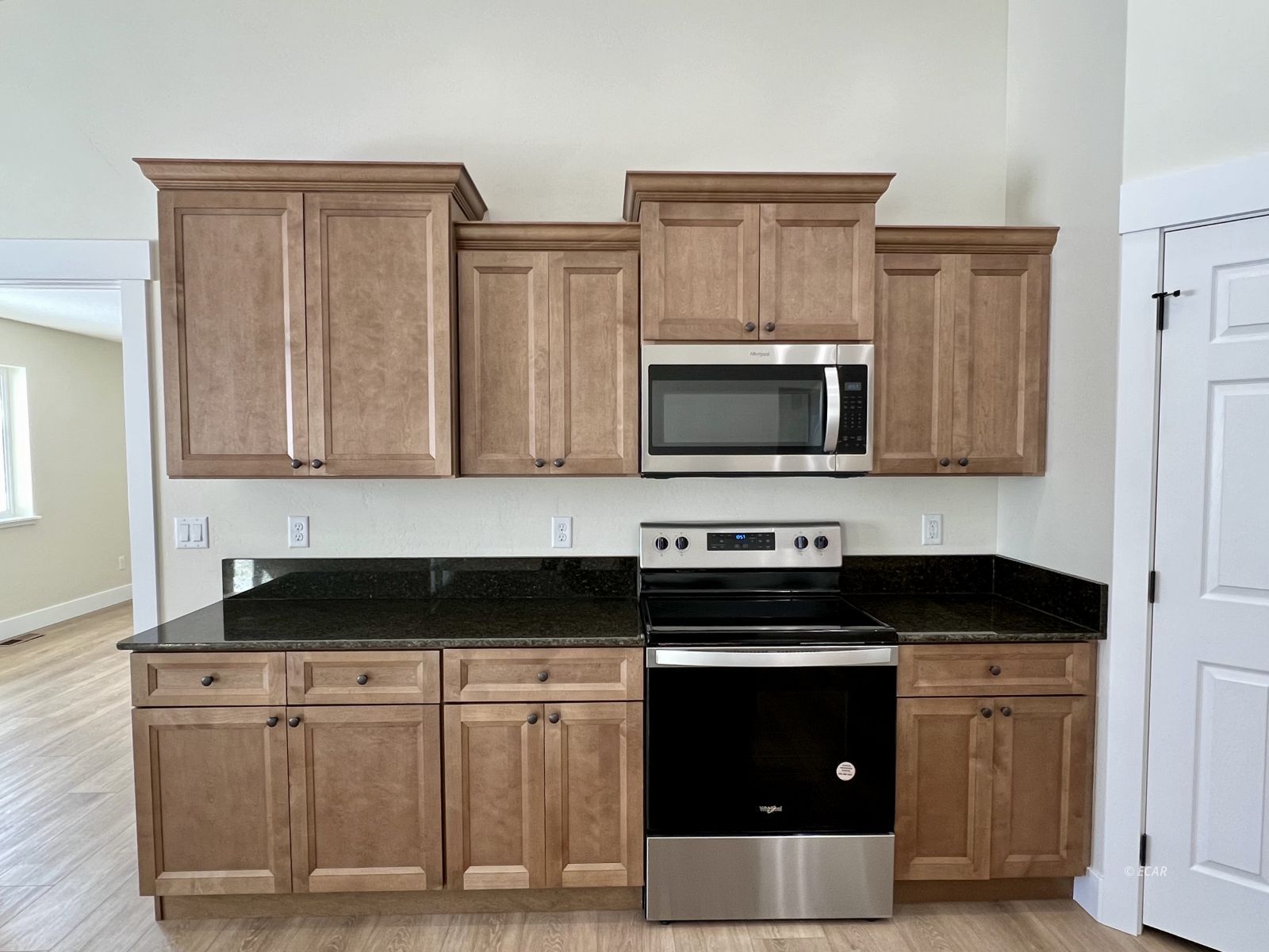 1498 Sun Valley Road Property Photo 7