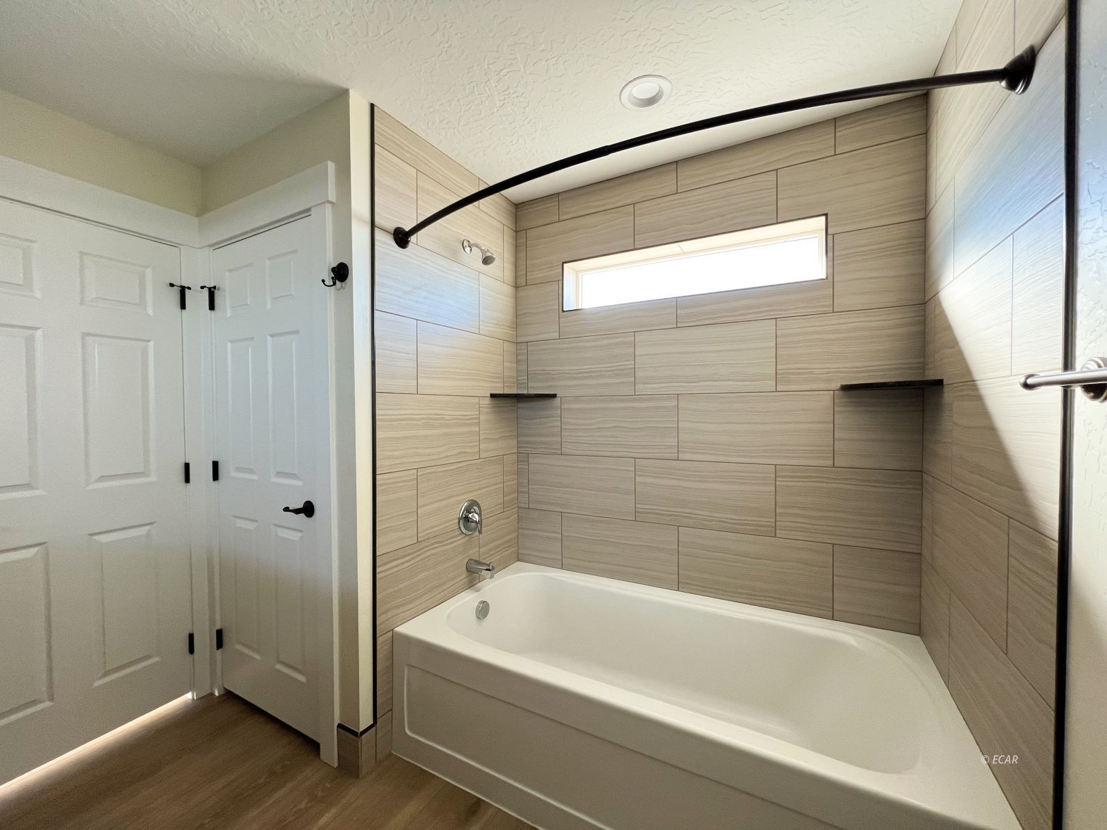 1498 Sun Valley Road Property Photo 23