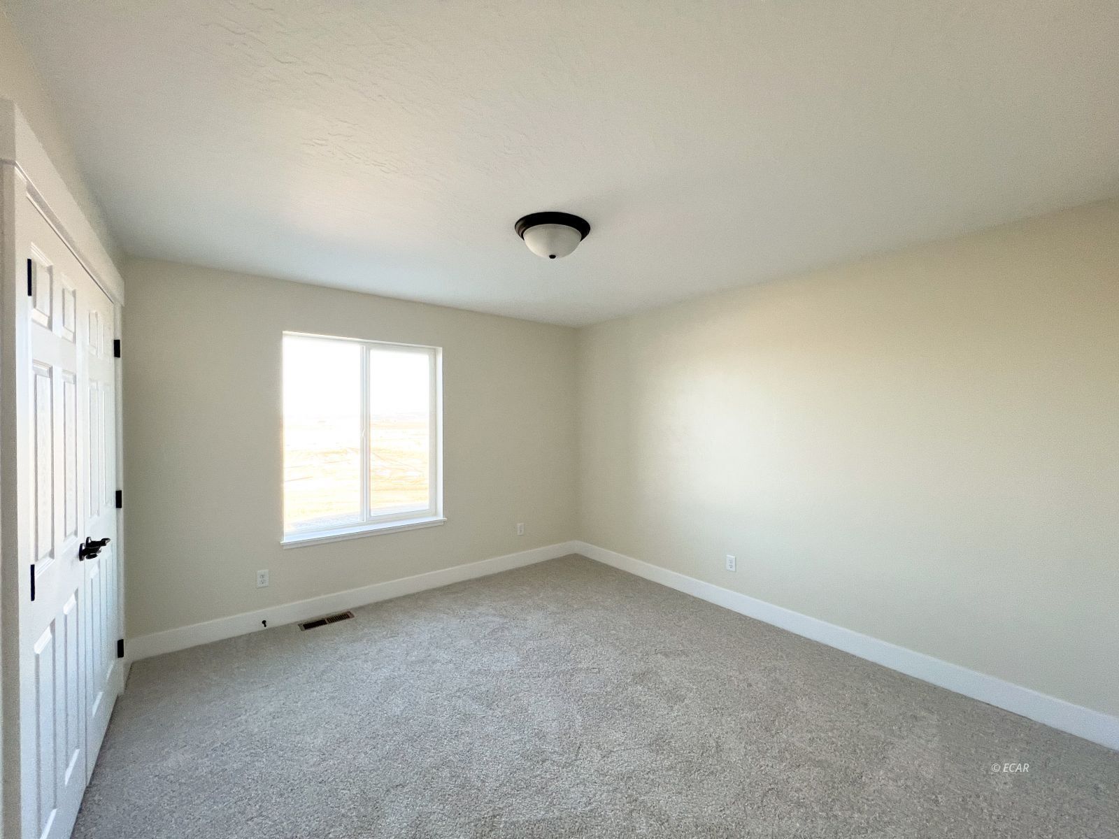 1498 Sun Valley Road Property Photo 27