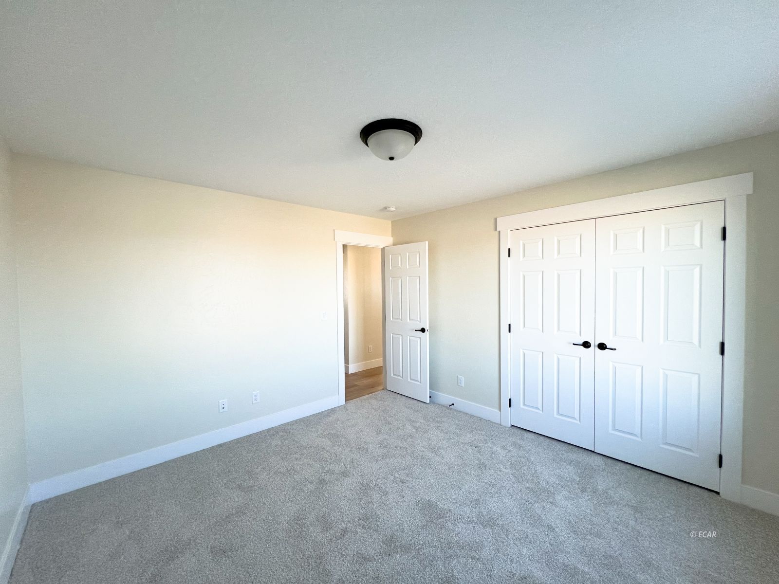 1498 Sun Valley Road Property Photo 28